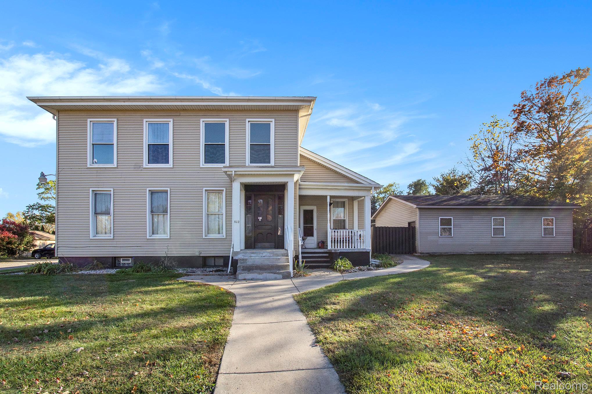 512 E Main Street Pinckney Village MI 48169