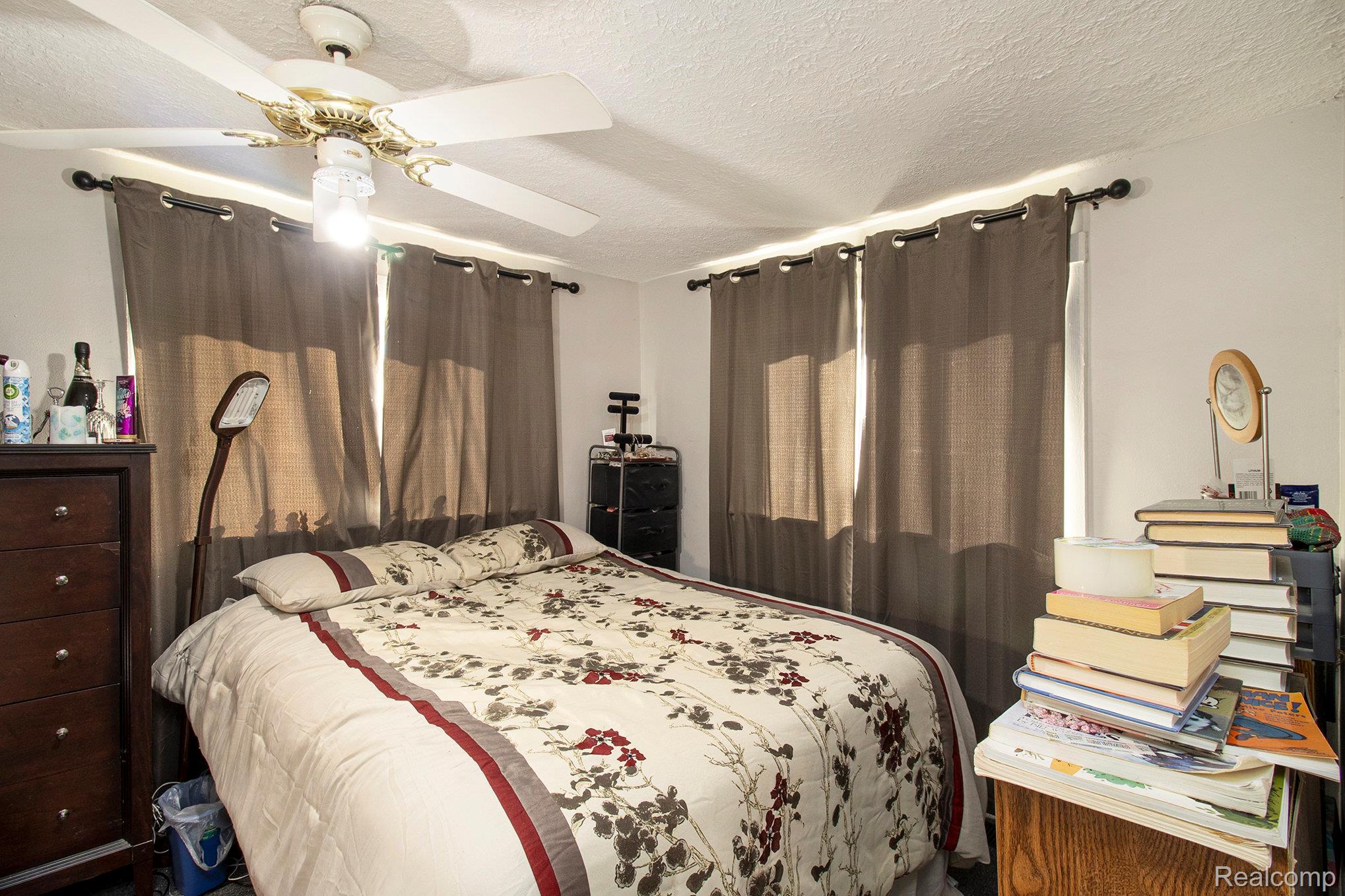 512 E Main Street Pinckney Village MI 48169
