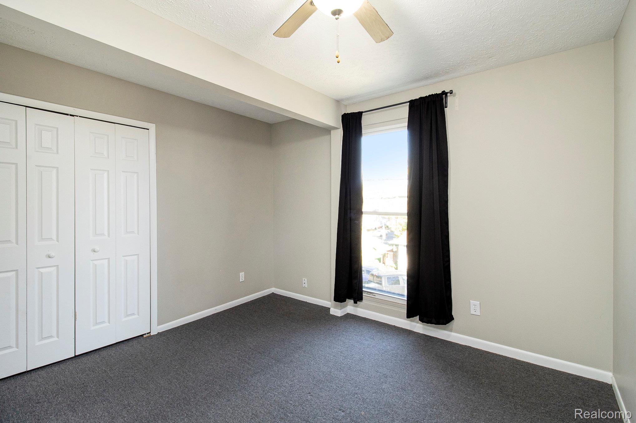 512 E Main Street Pinckney Village MI 48169