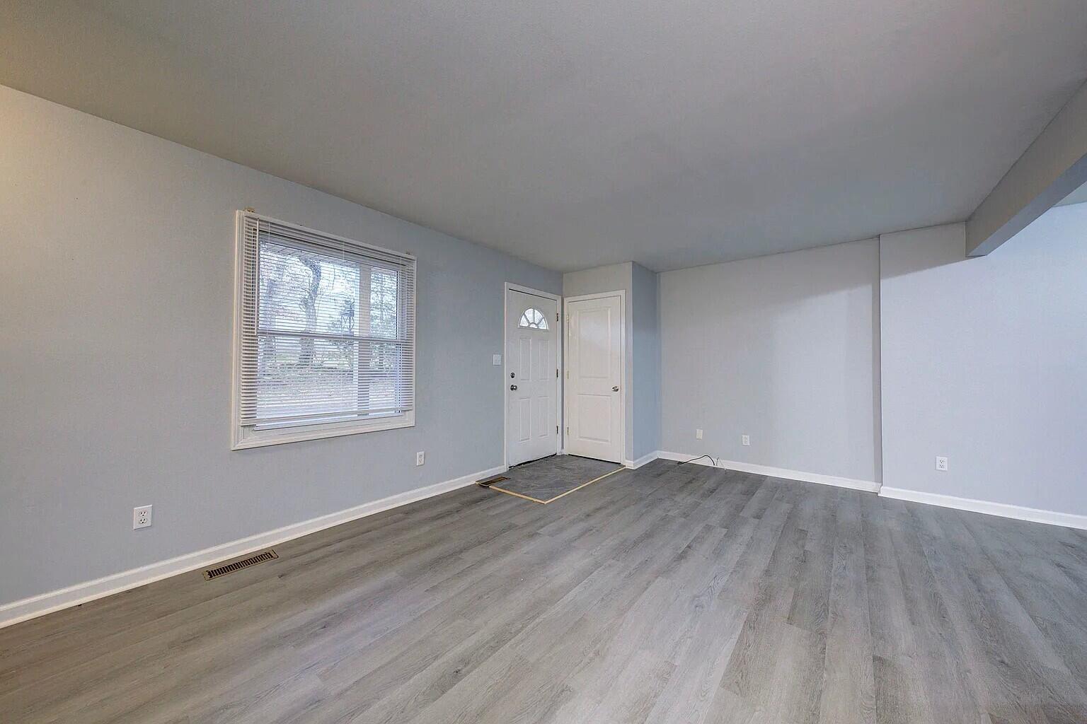 260 W Unadilla Street Pinckney Village MI 48169