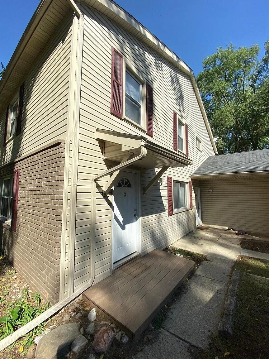 260 W Unadilla Street Pinckney Village MI 48169