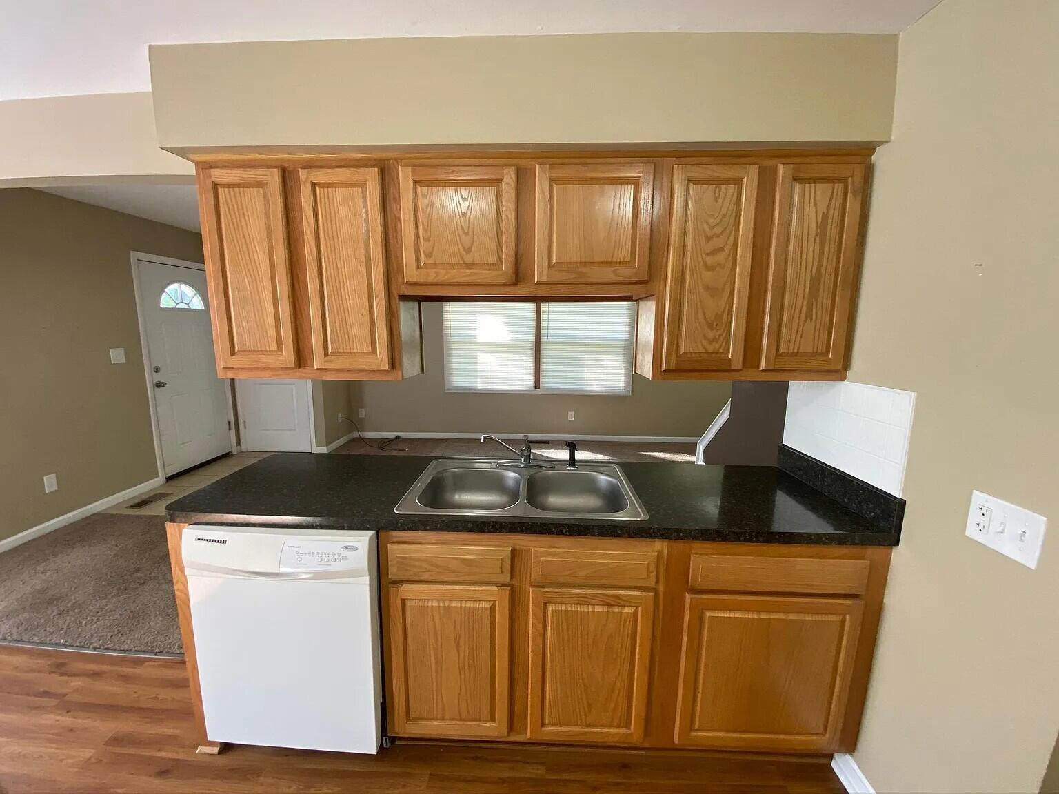 260 W Unadilla Street Pinckney Village MI 48169