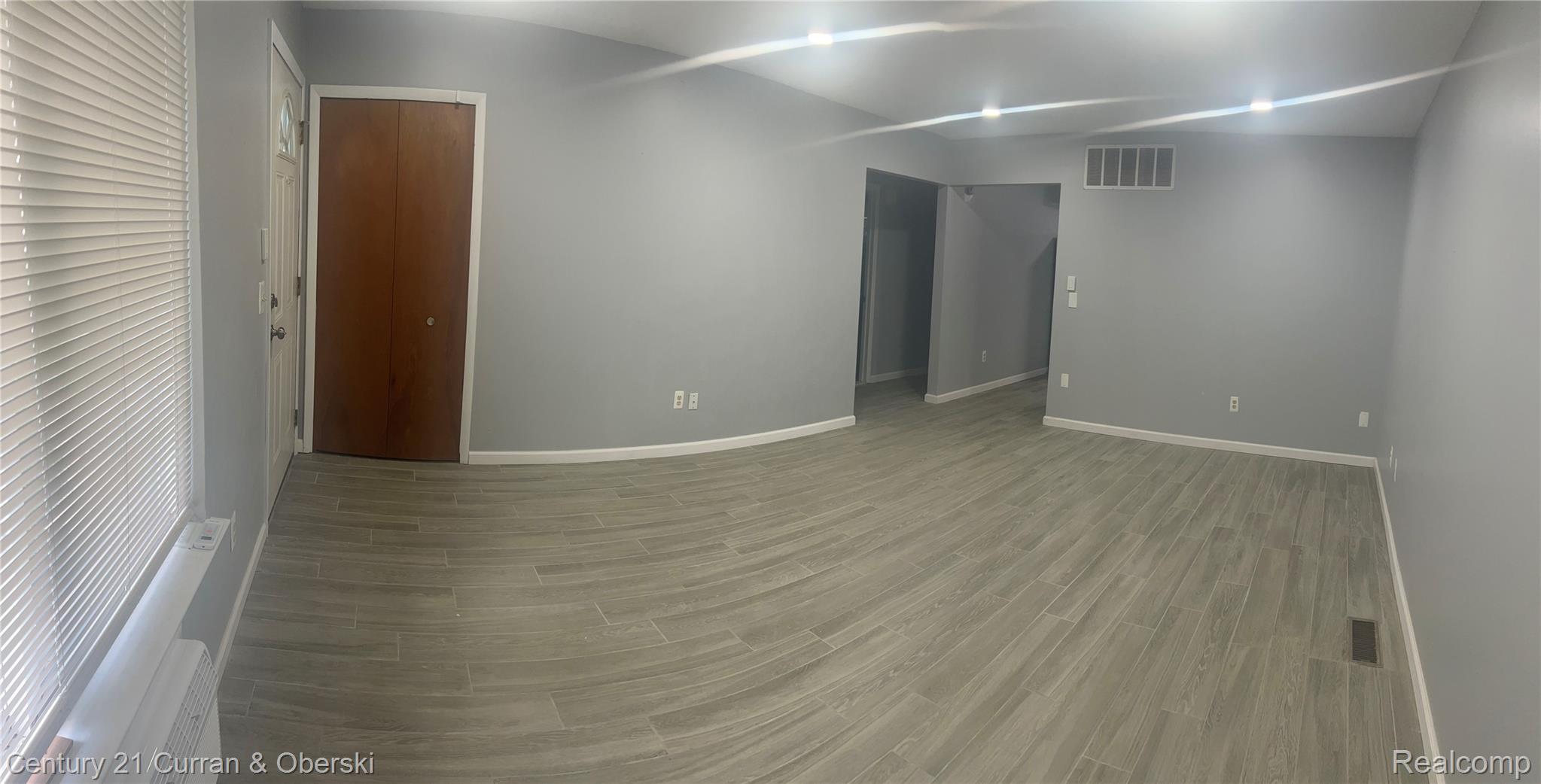 1774 N Carlson Street Westland City MI 48185