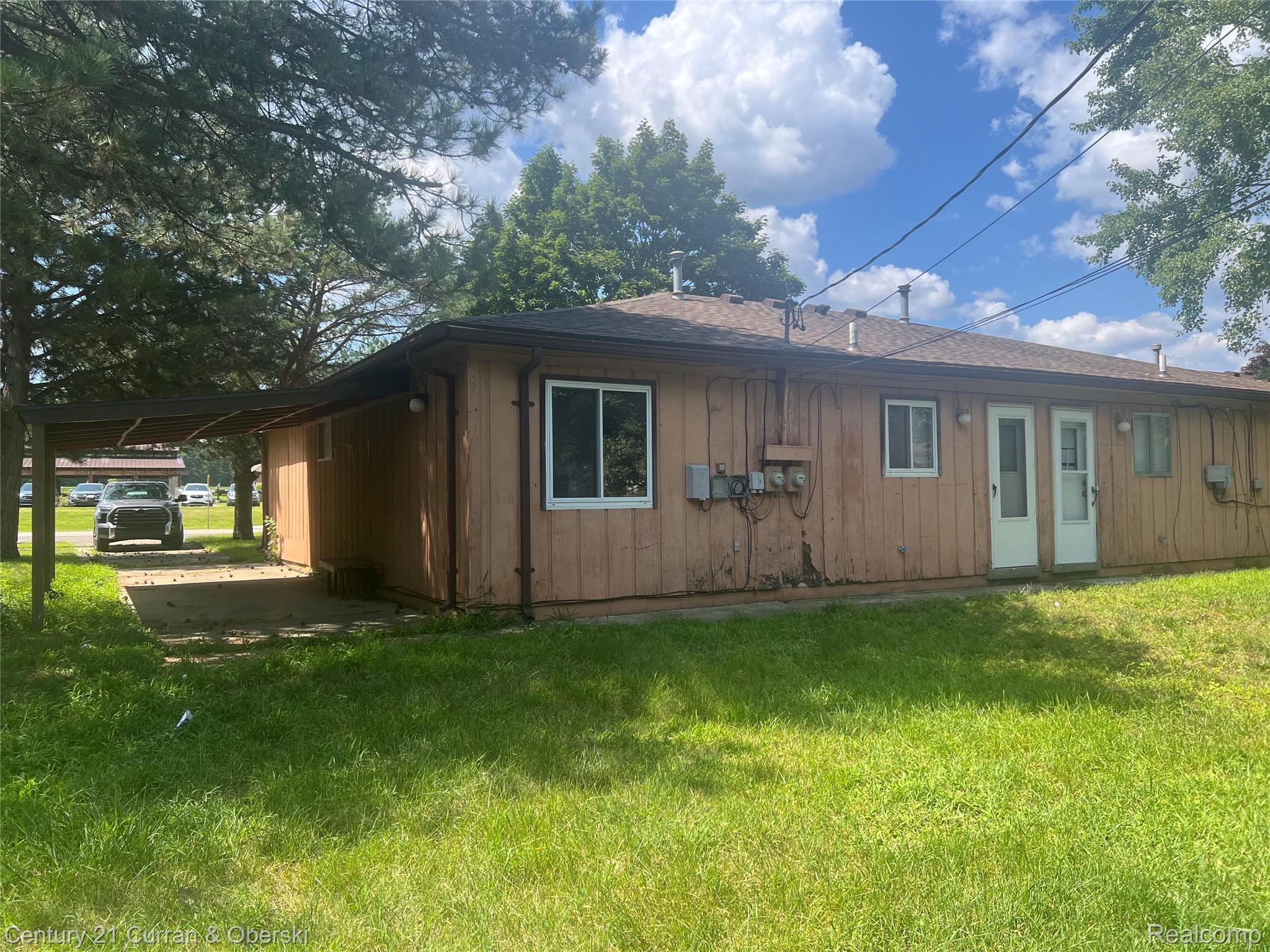 1774 N Carlson Street Westland City MI 48185