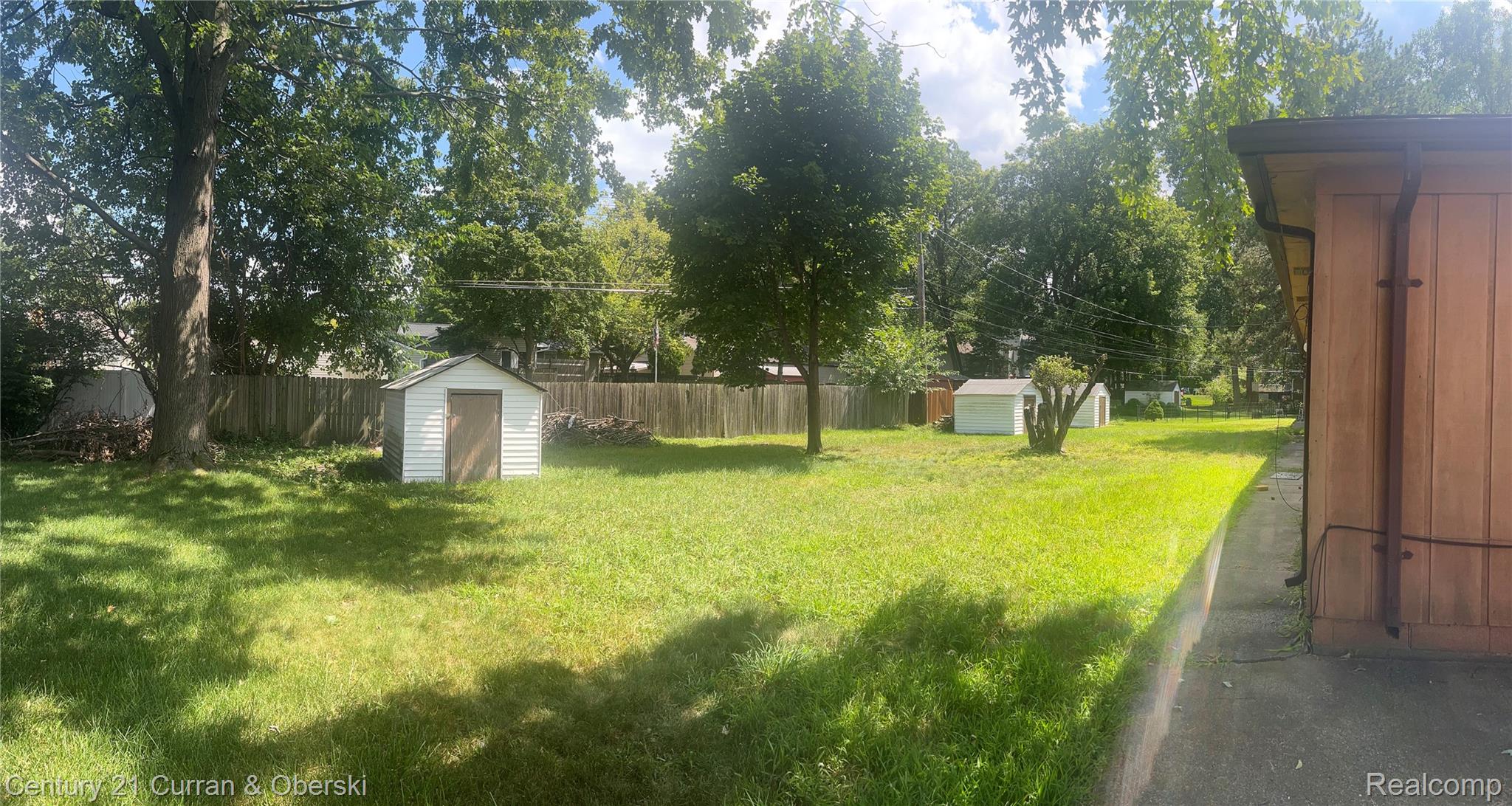 1774 N Carlson Street Westland City MI 48185