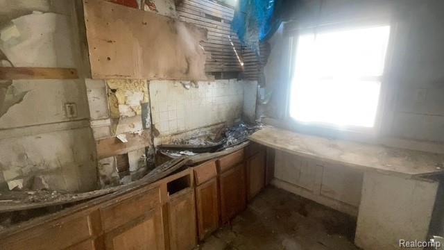 16309 Log Cabin Street Highland Park City MI 48203