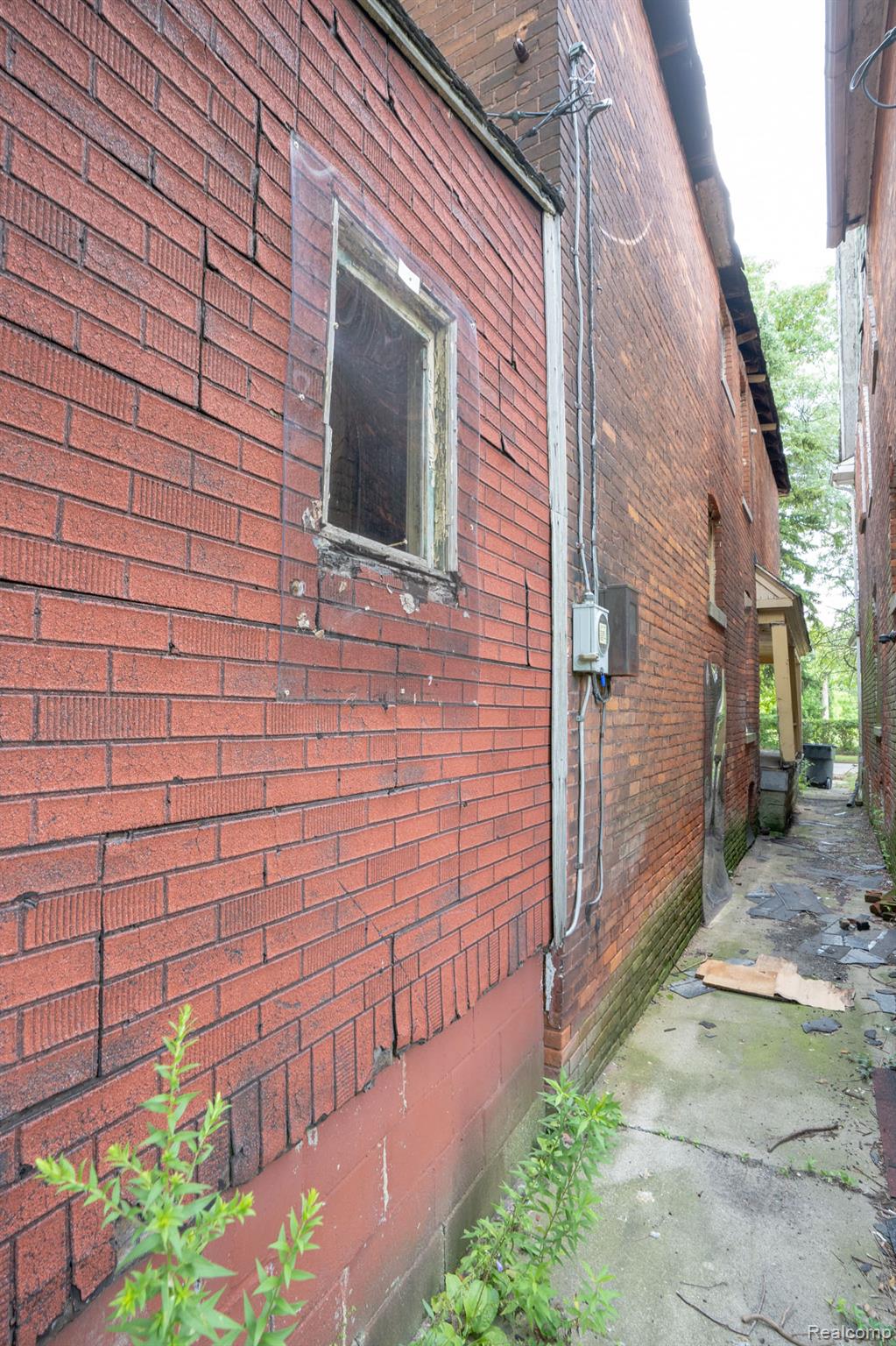 537 Rosedale Court Detroit City MI 48202