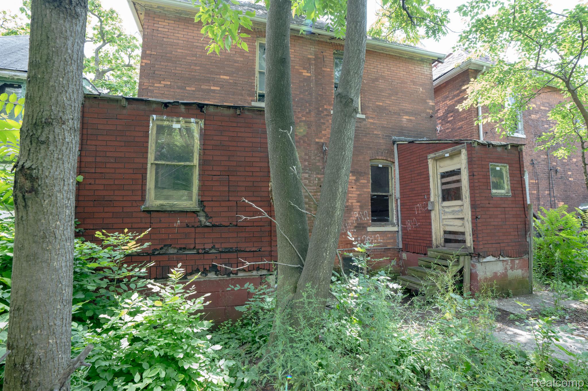 537 Rosedale Court Detroit City MI 48202