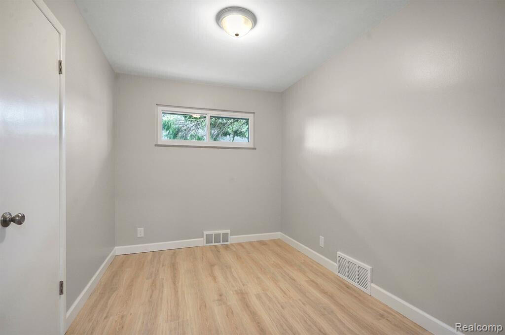 8820 Russell Street Shelby Charter Township MI 48317