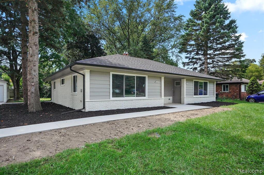 8820 Russell Street Shelby Charter Township MI 48317