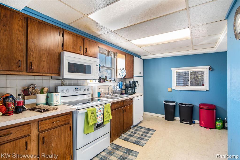 1261 W Grand Blanc Road Mundy Township MI 48439