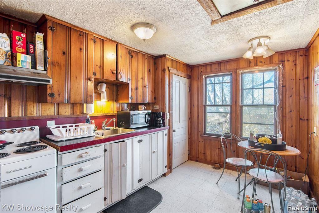 1261 W Grand Blanc Road Mundy Township MI 48439