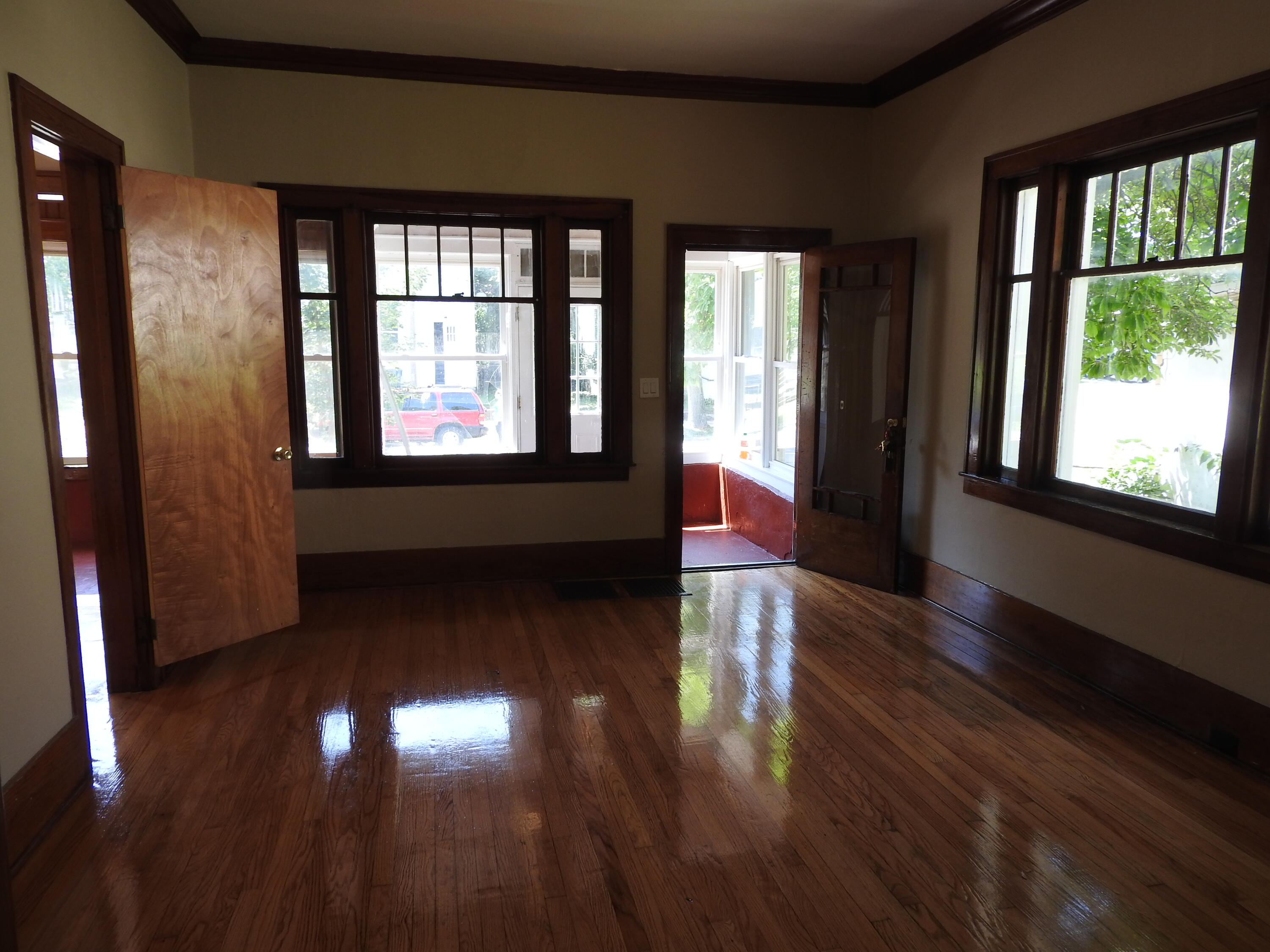 823 W Fulton Street W Grand Rapids City MI 49504