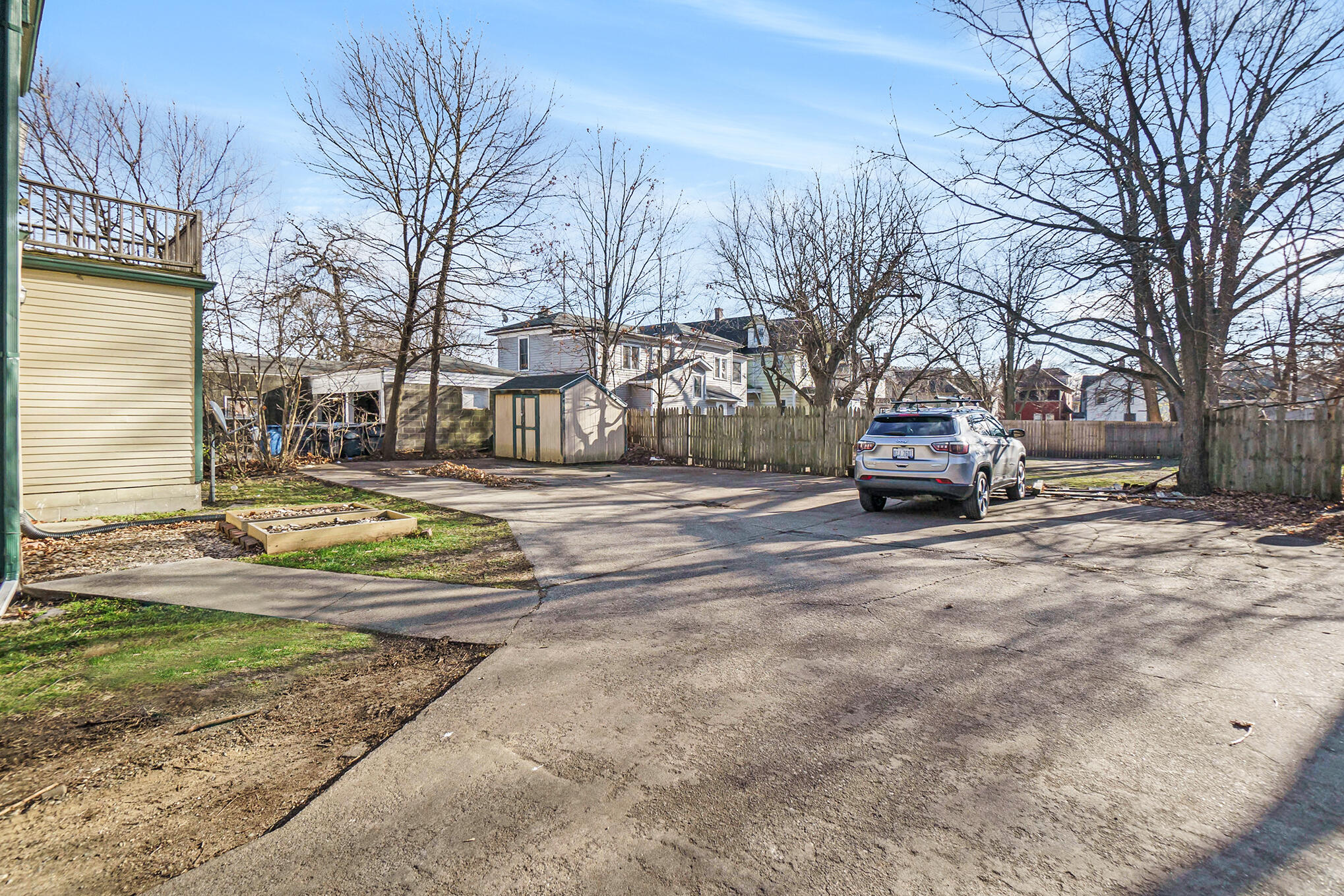 709 W Lovell Street Kalamazoo City MI 49007
