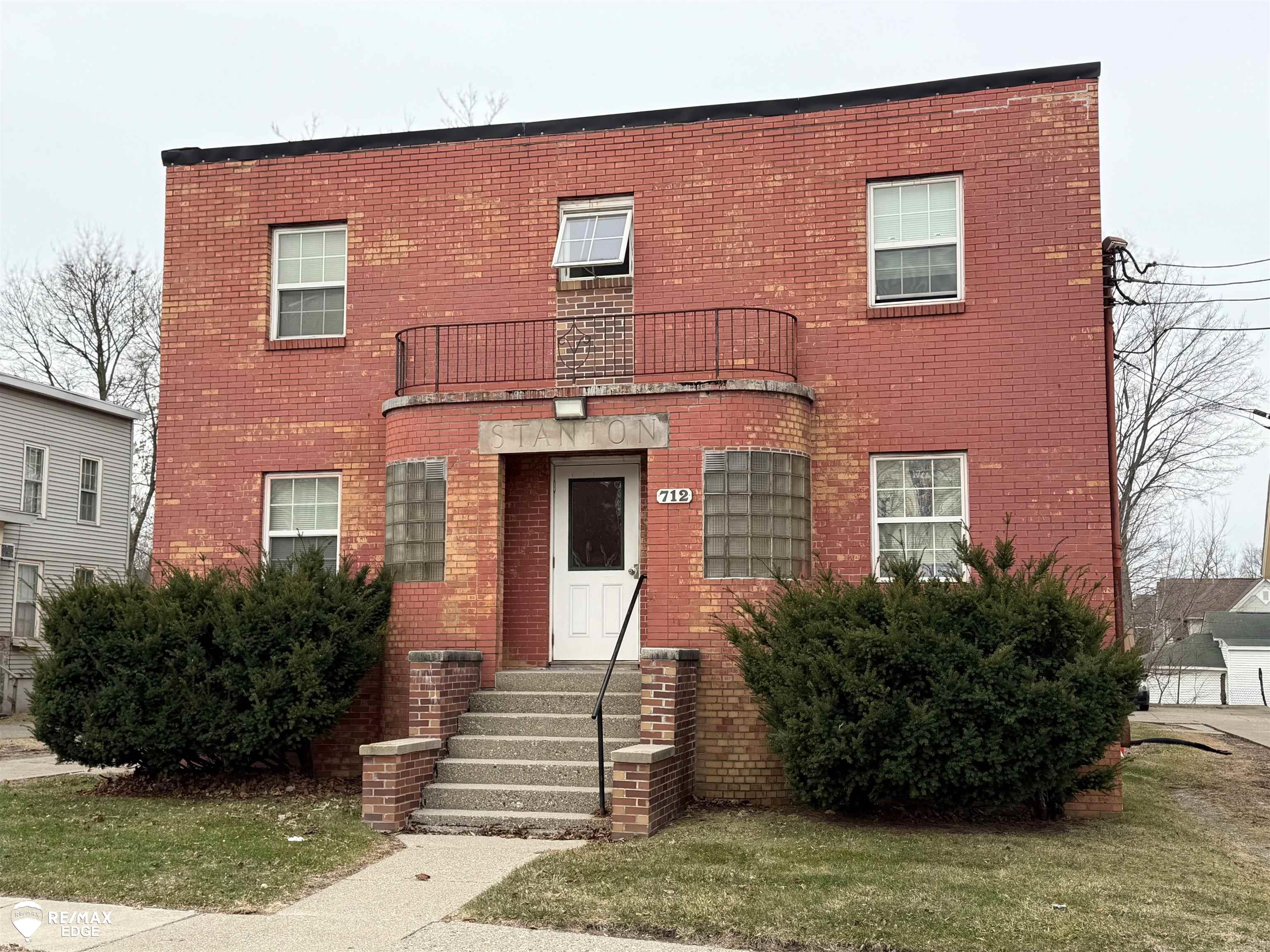 712 S Grand Traverse Street Flint City MI 48502