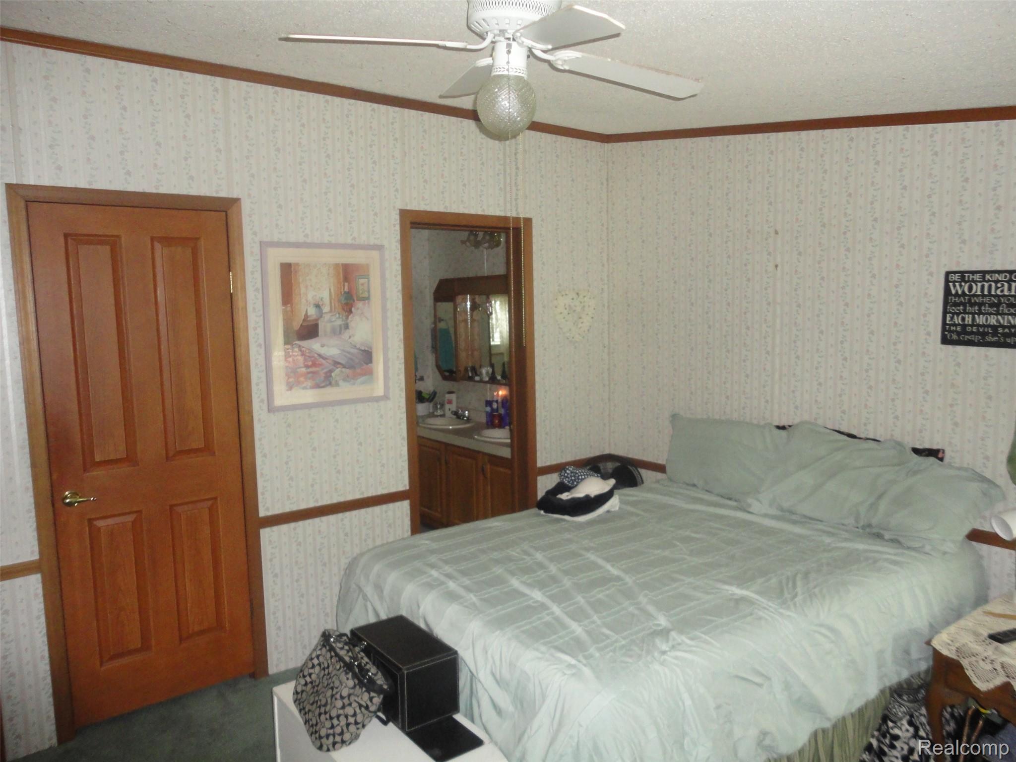 251 Inverness Bedford Township MI 48182