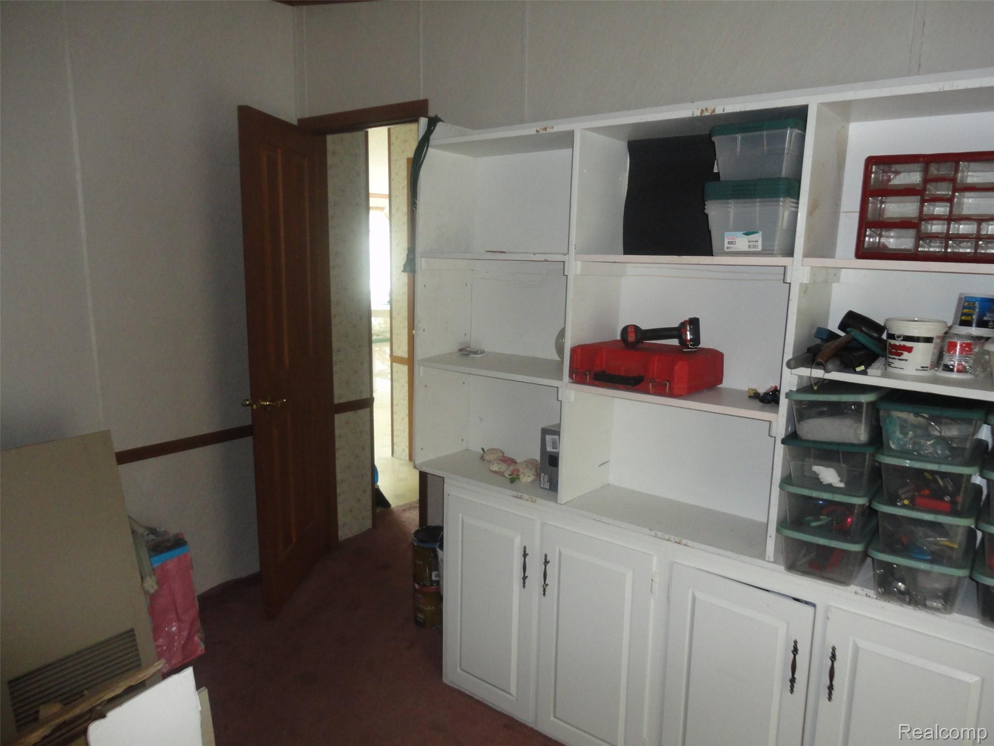 251 Inverness Bedford Township MI 48182