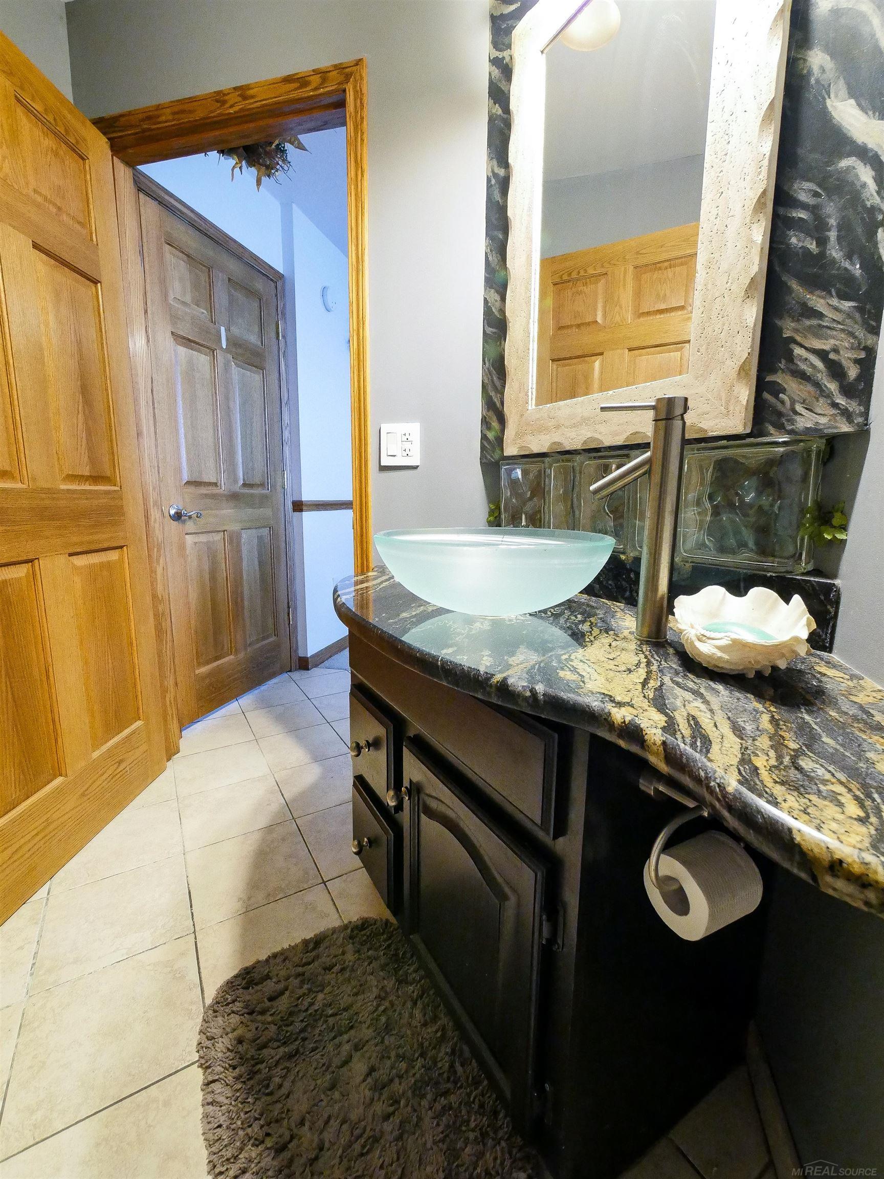 5403 Pointe Drive East China Township MI 48054