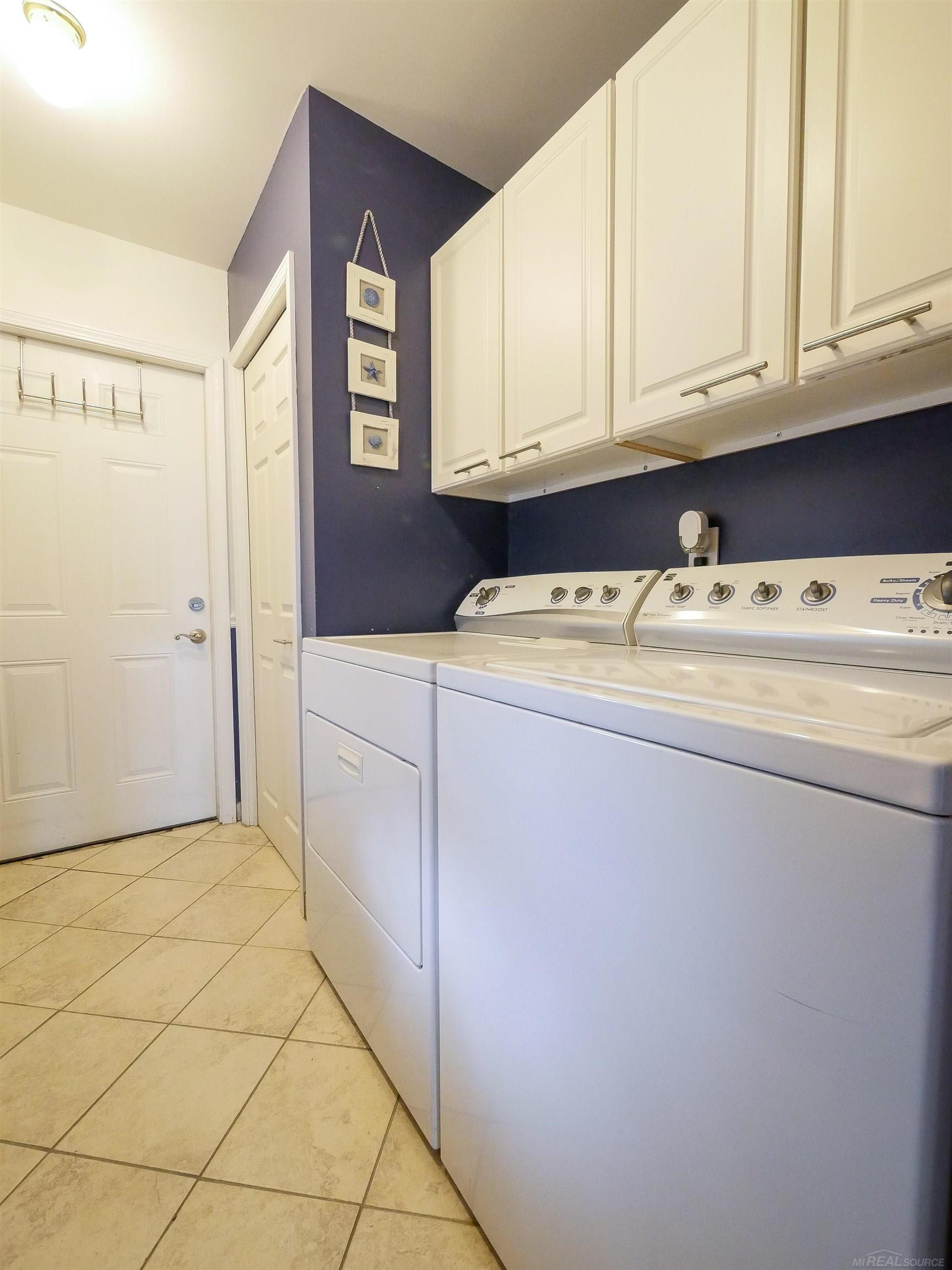 5403 Pointe Drive East China Township MI 48054