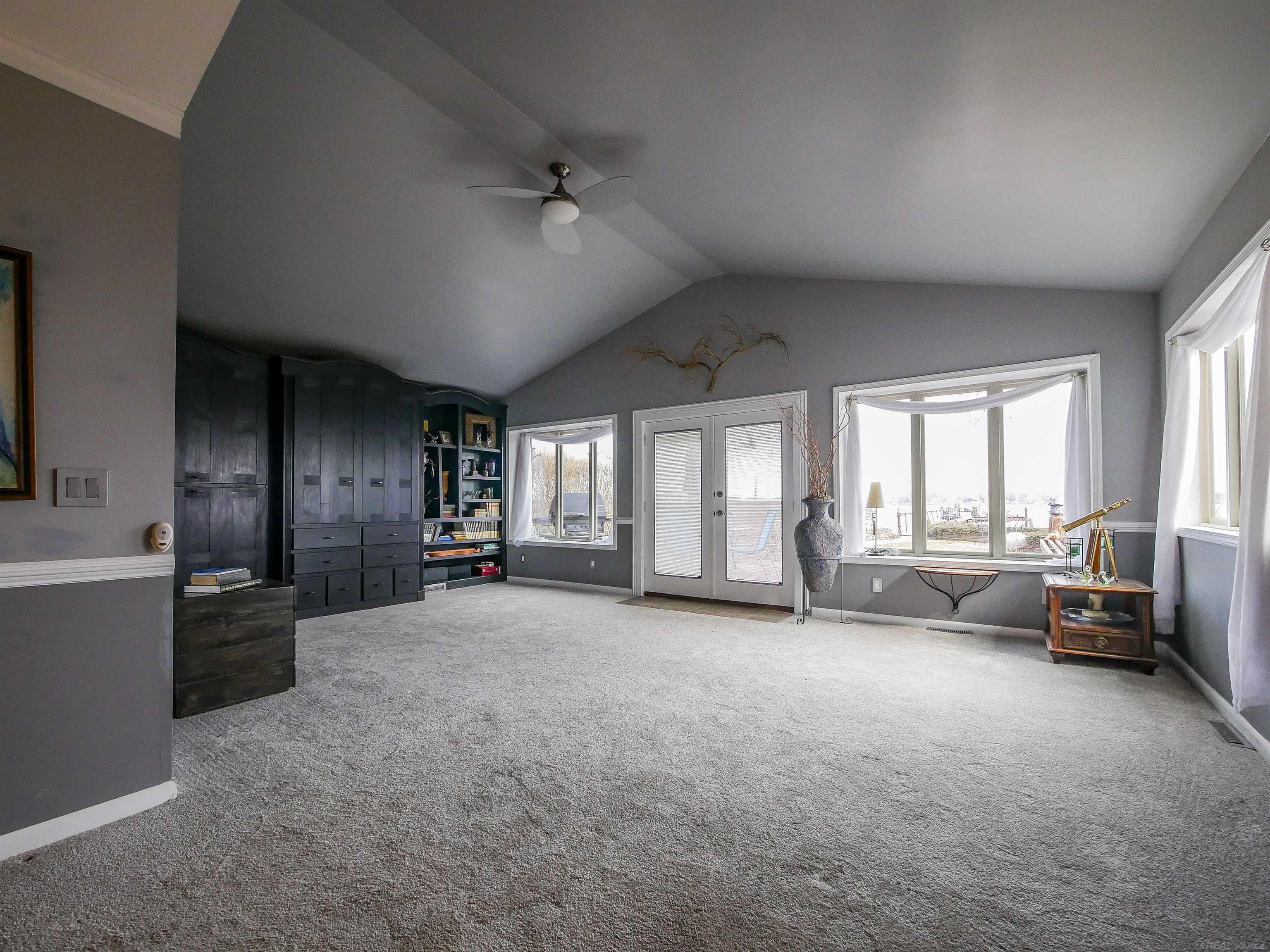 5403 Pointe Drive East China Township MI 48054