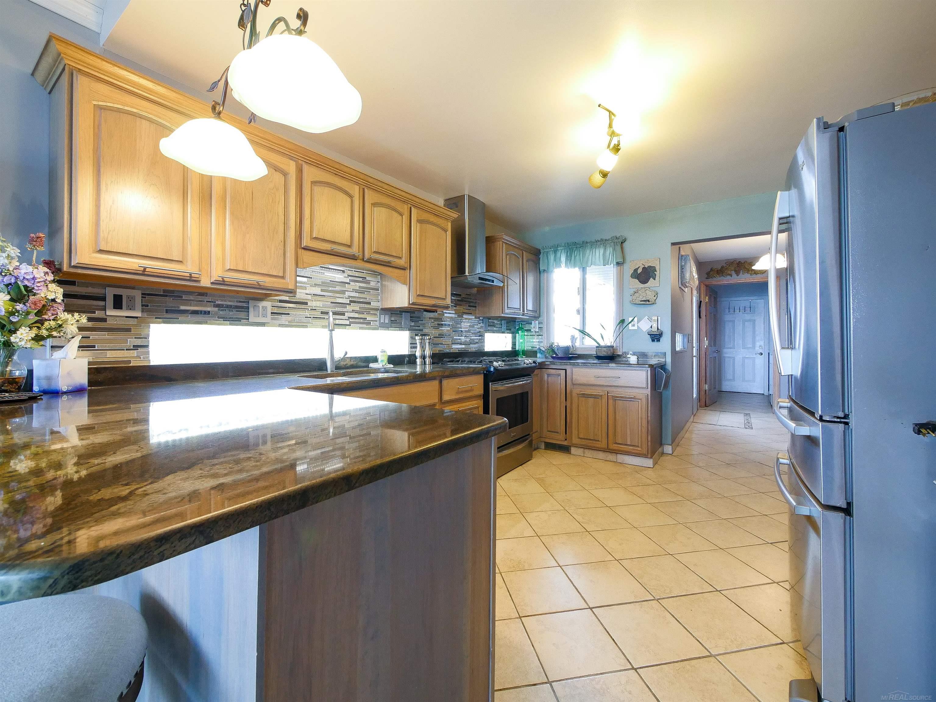 5403 Pointe Drive East China Township MI 48054