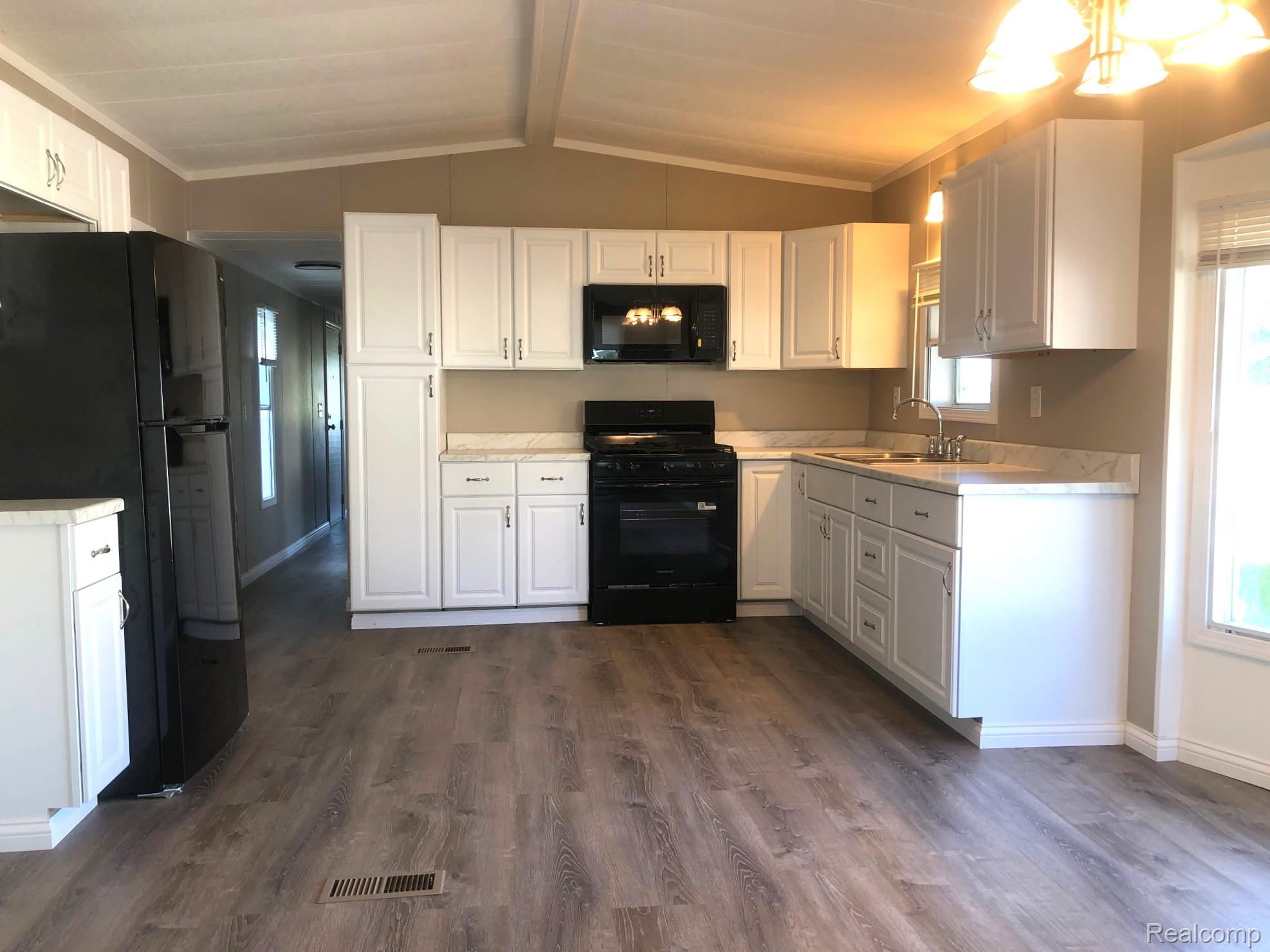 101 Spruce Drive Jonesville City MI 49250