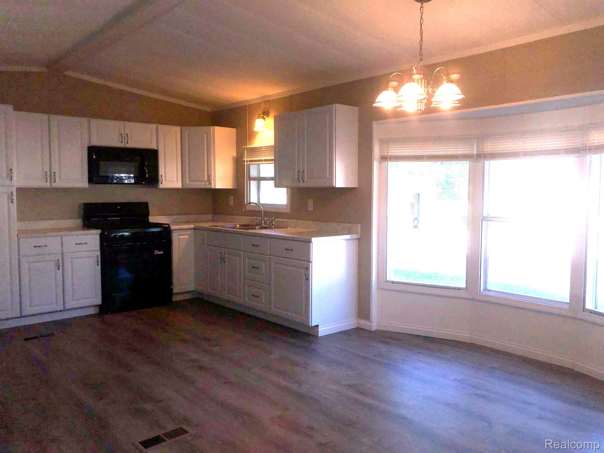 101 Spruce Drive Jonesville City MI 49250