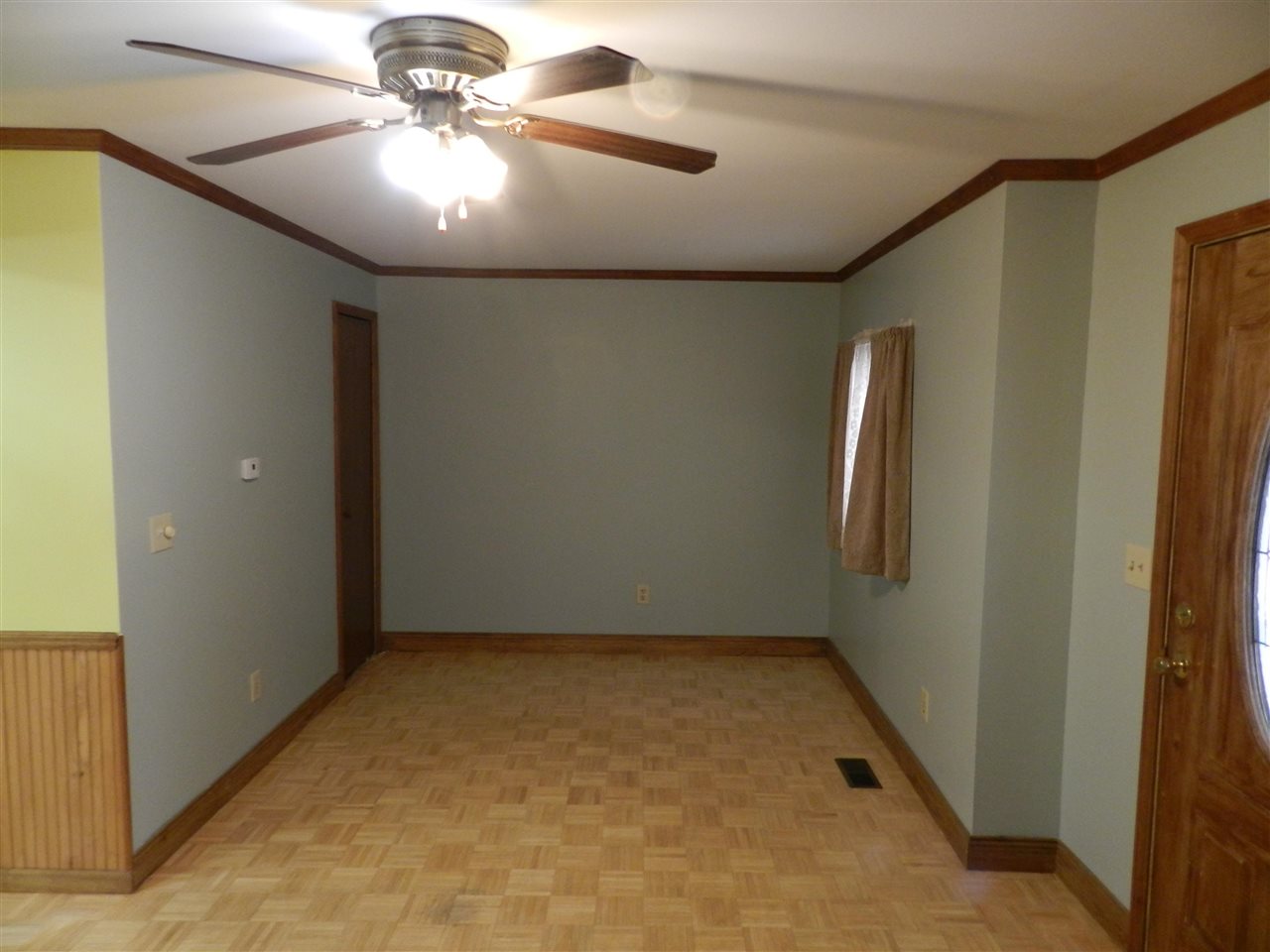 1051 W Mclean Flint City MI 48507