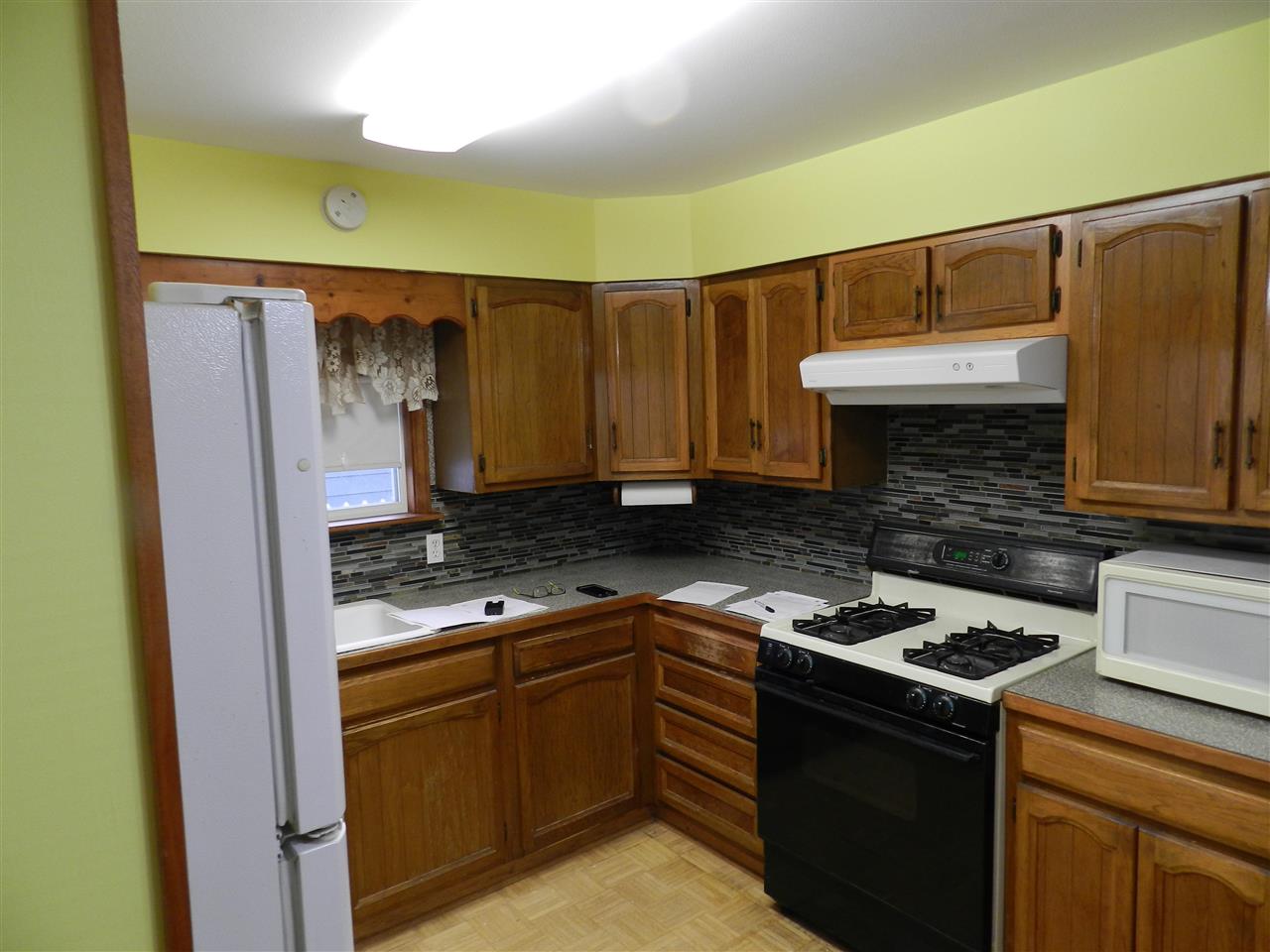1051 W Mclean Flint City MI 48507
