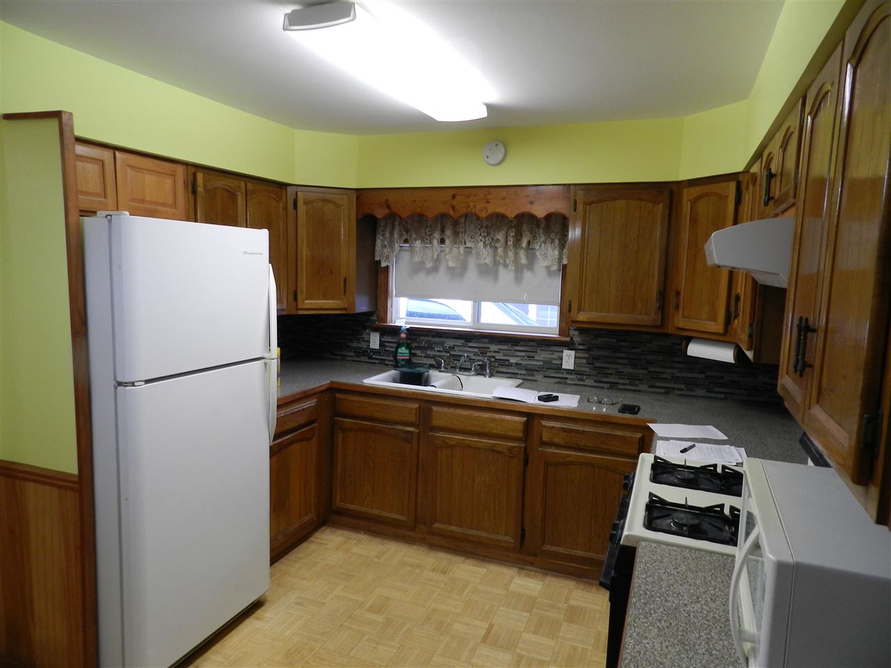1051 W Mclean Flint City MI 48507