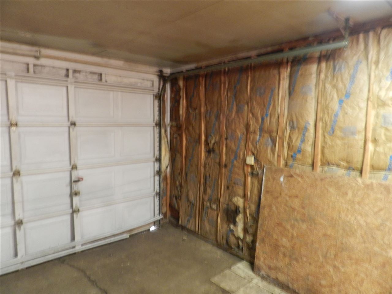 1051 W Mclean Flint City MI 48507