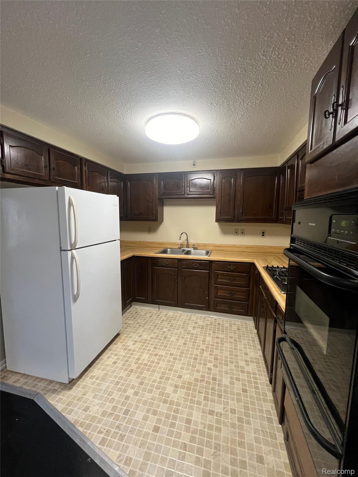 2517 Mackinaw Street Saginaw City MI 48602