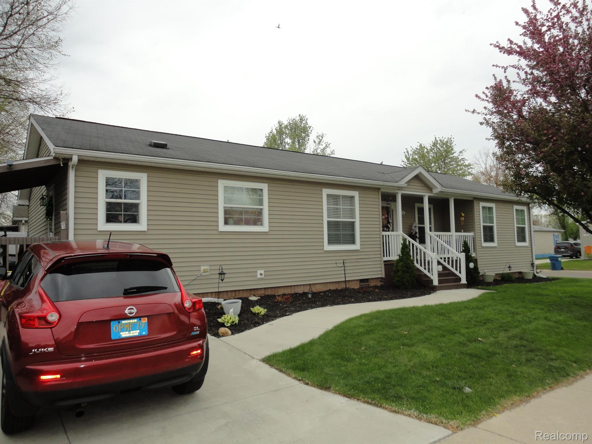 506 Missouri River Adrian City MI 49221