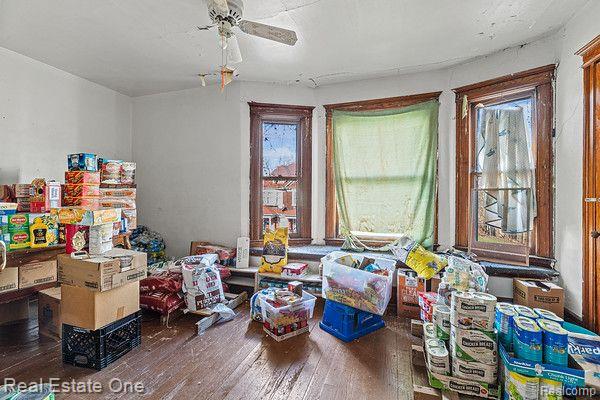 1825 Helen Street Detroit City MI 48207