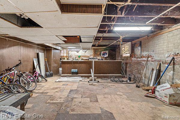 1825 Helen Street Detroit City MI 48207