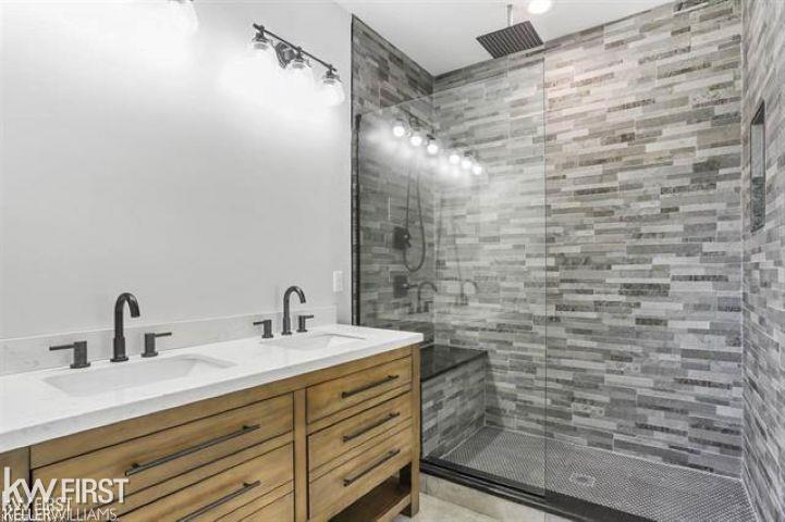 5177 N Irish Road Richfield Township MI 48423
