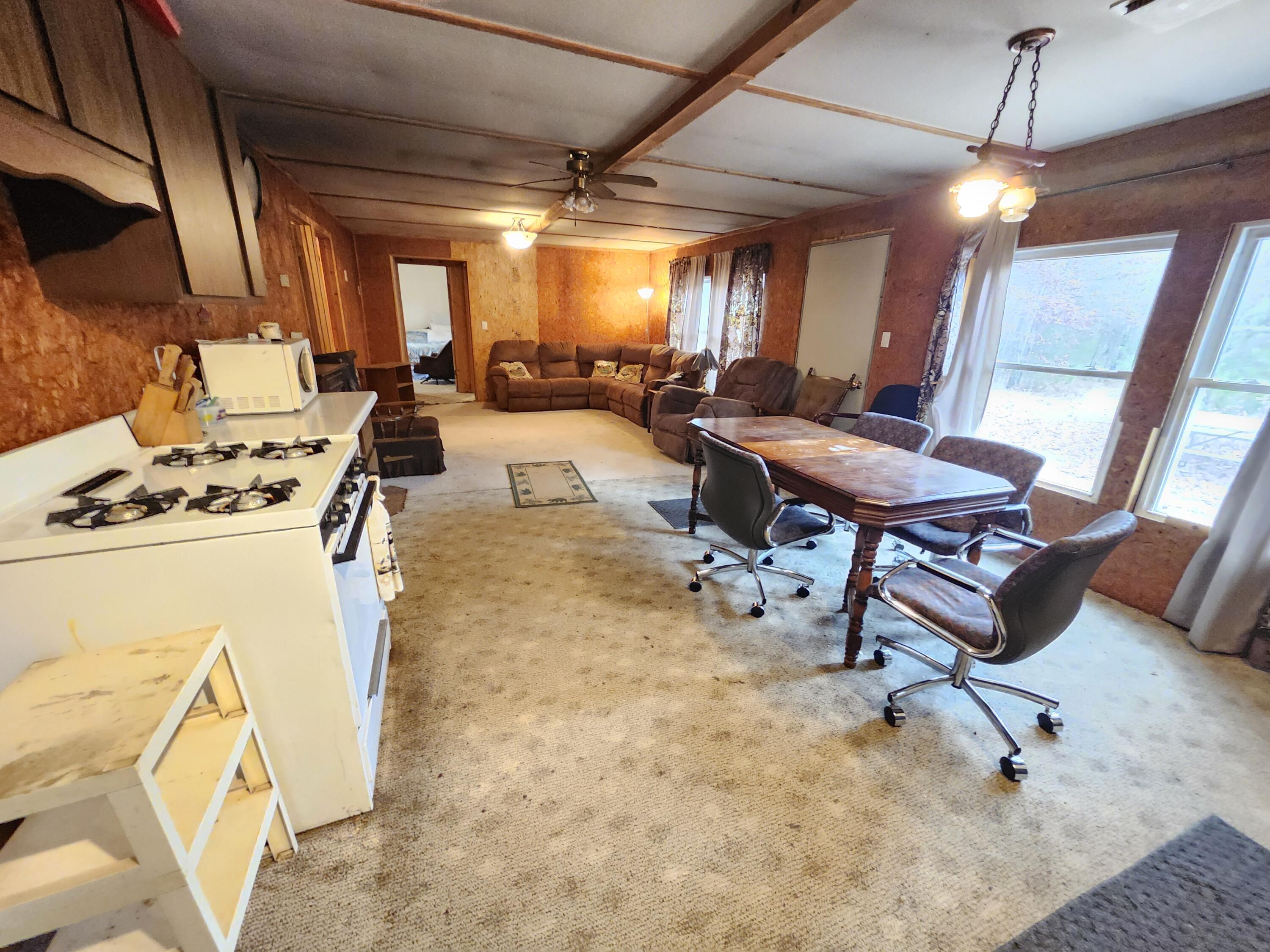 10544 N Lazy Lane Unknown City MI 49309