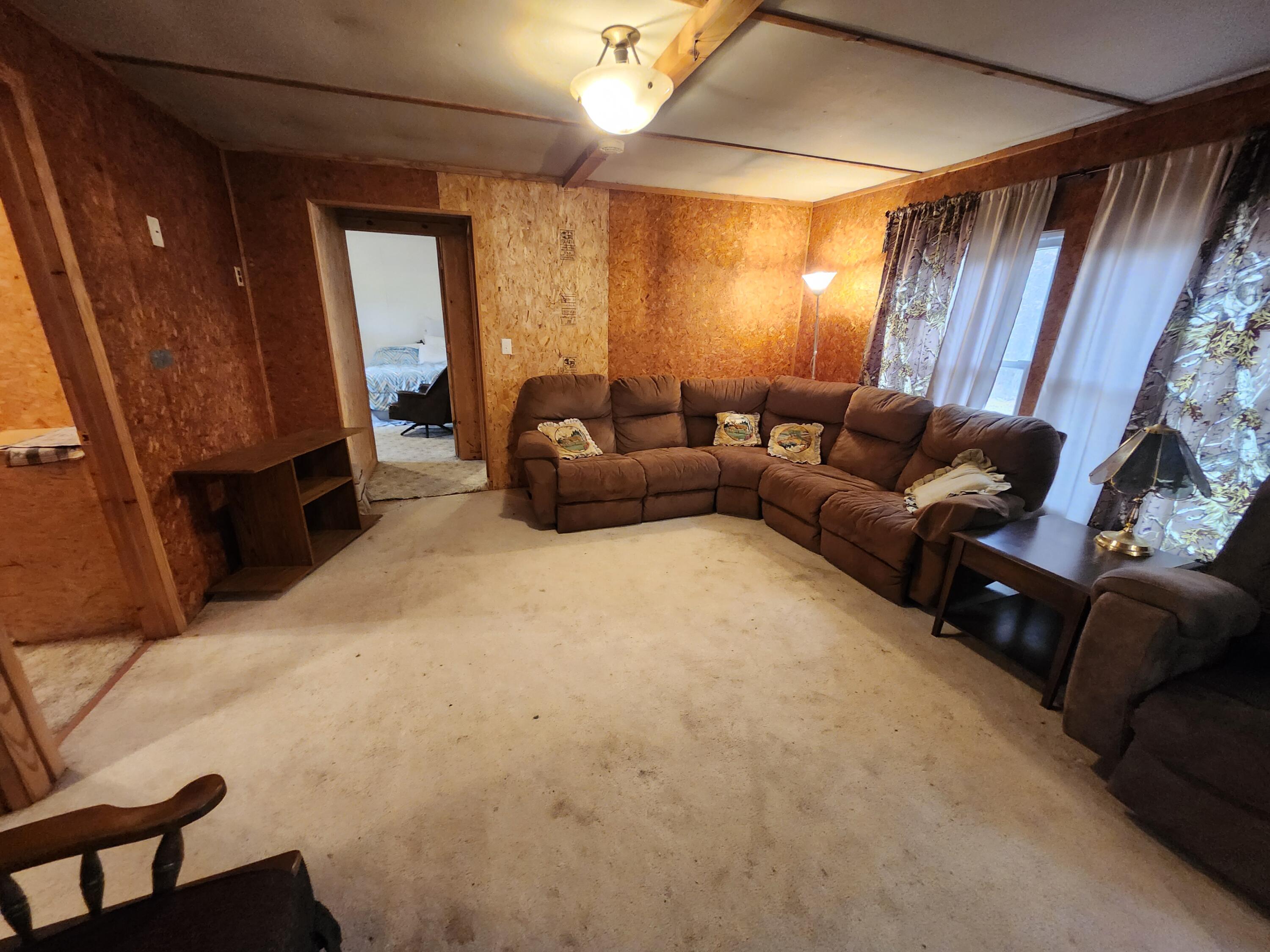 10544 N Lazy Lane Unknown City MI 49309