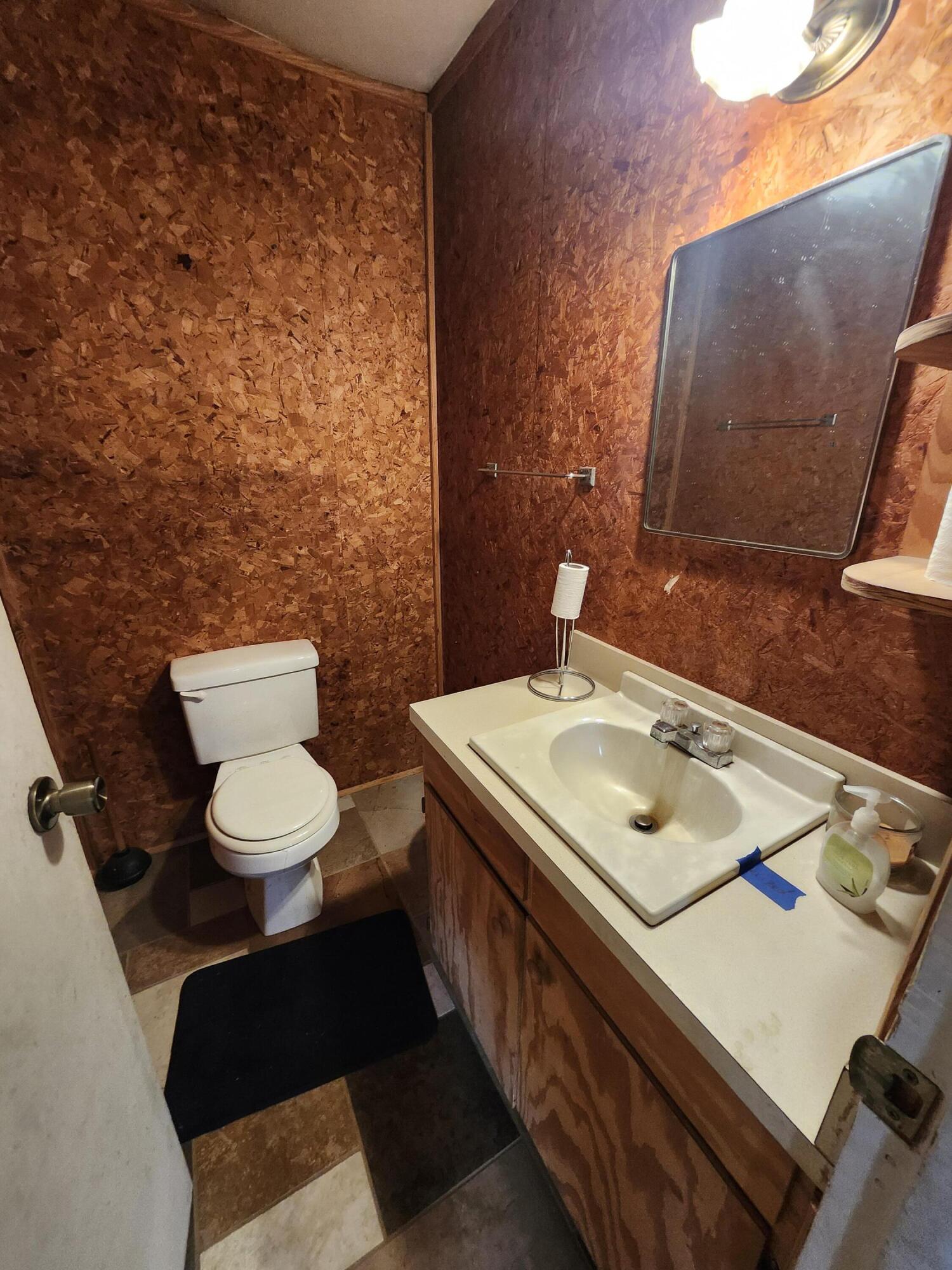 10544 N Lazy Lane Unknown City MI 49309