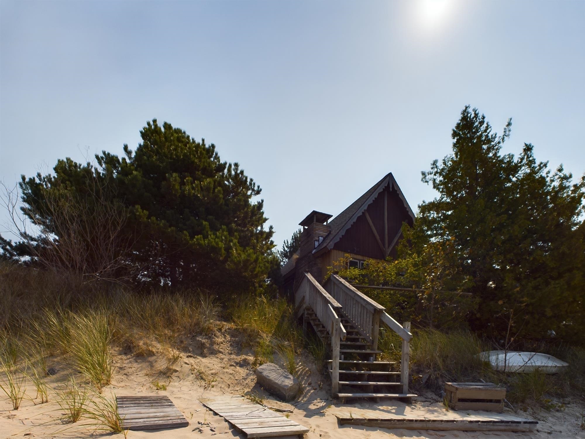 14619 N Cathead Bay Drive Leelanau Township MI 49670