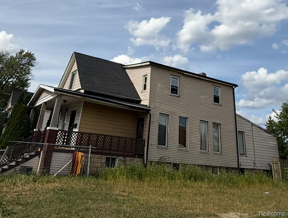 614 Field Street Detroit City MI 48214