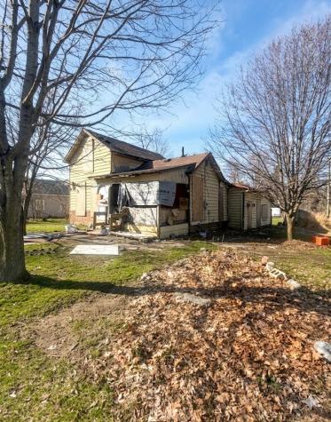 17806 E State Street Vandalia Village MI 49095