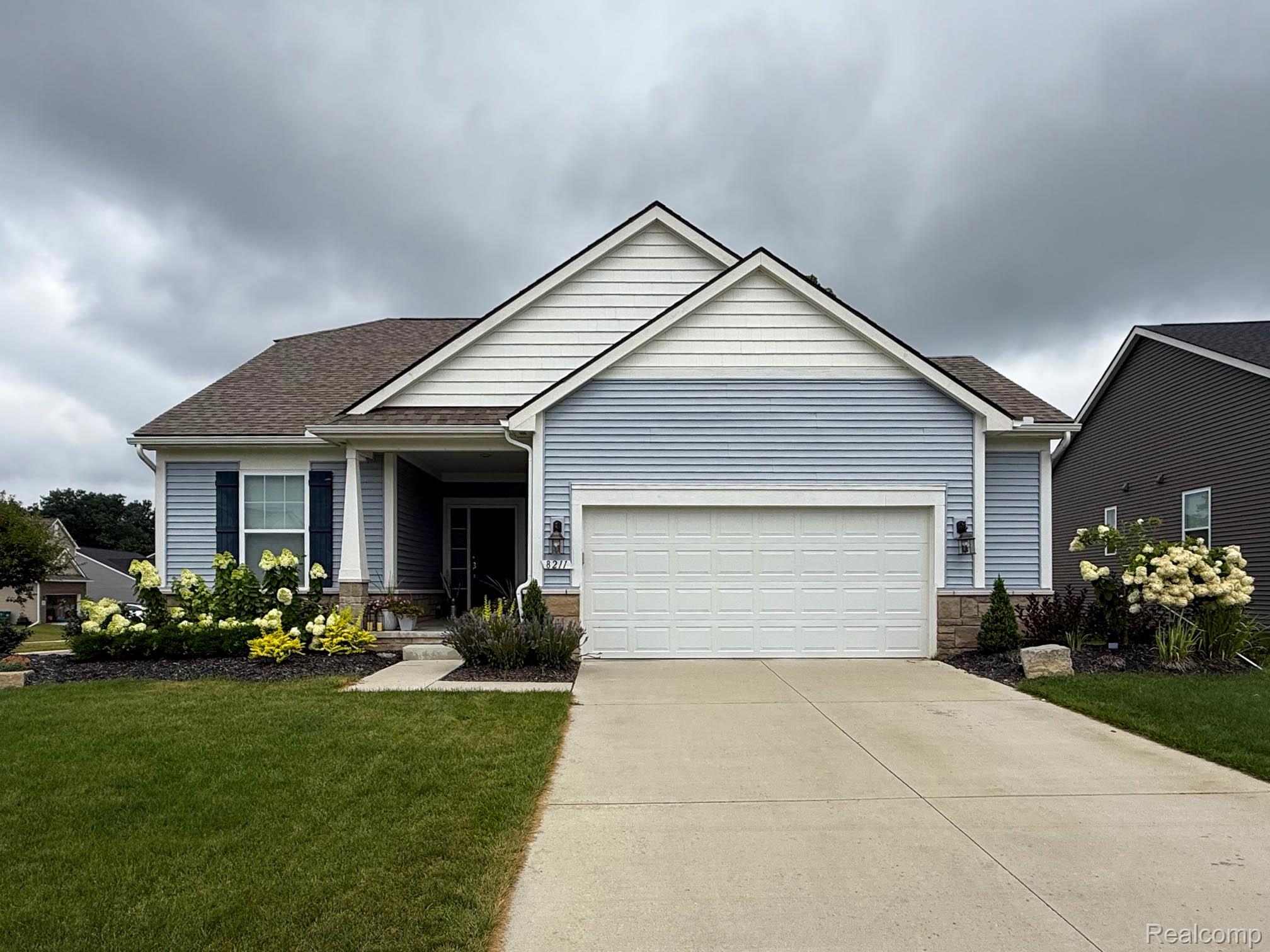 8211 Carston Lane Brighton City MI 48116