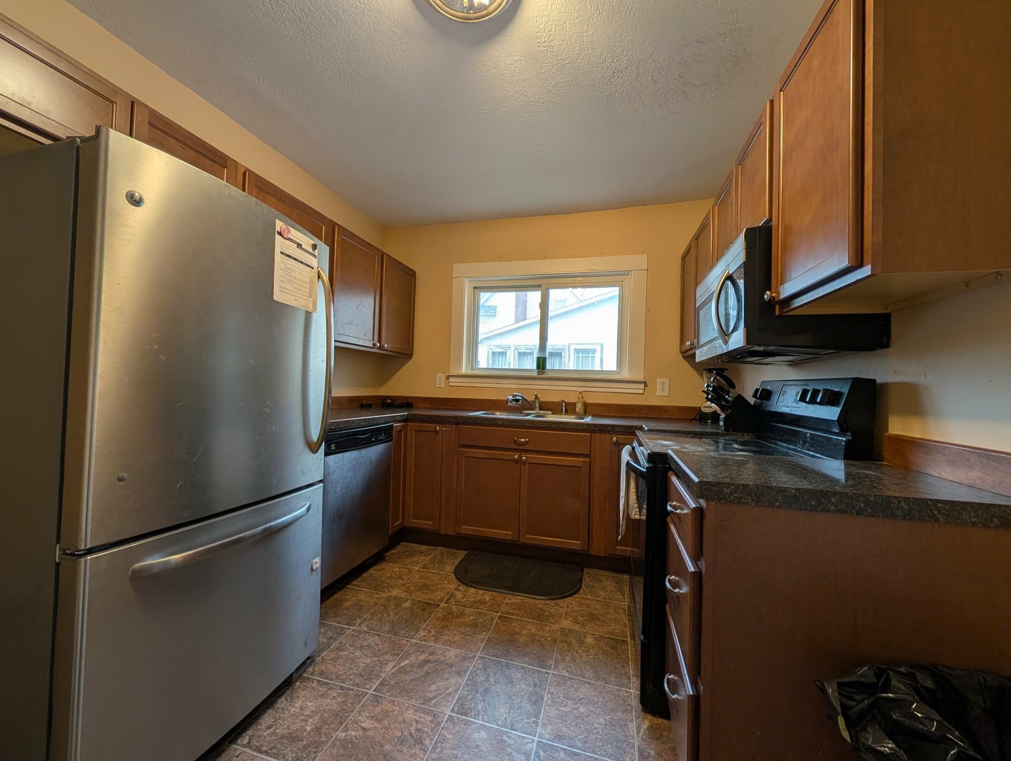 822 N River Avenue Alma City MI 48881