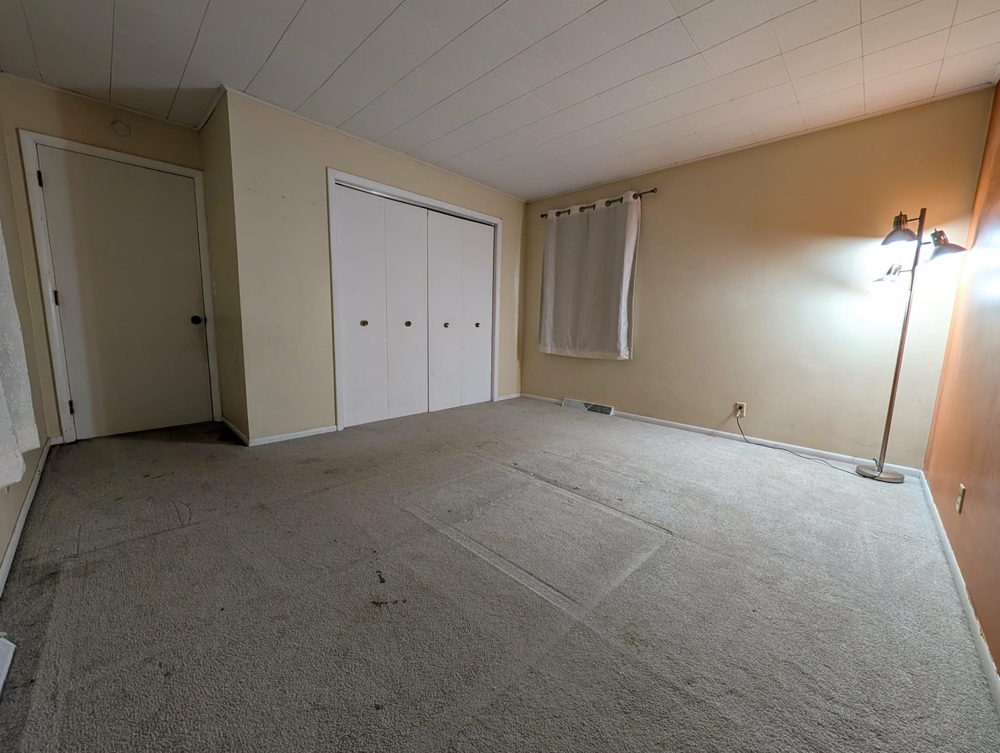 822 N River Avenue Alma City MI 48881