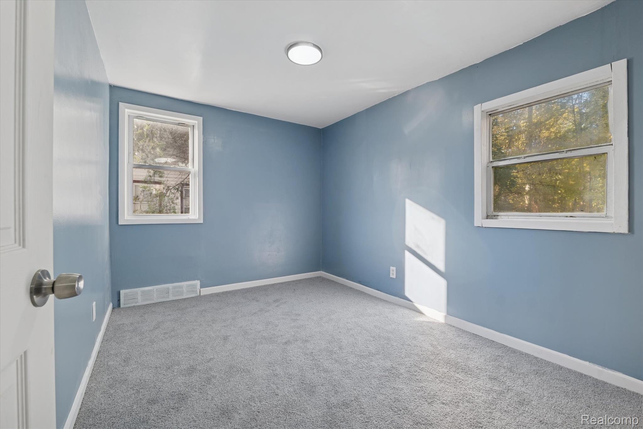 20107 Southfield Road Detroit City MI 48235