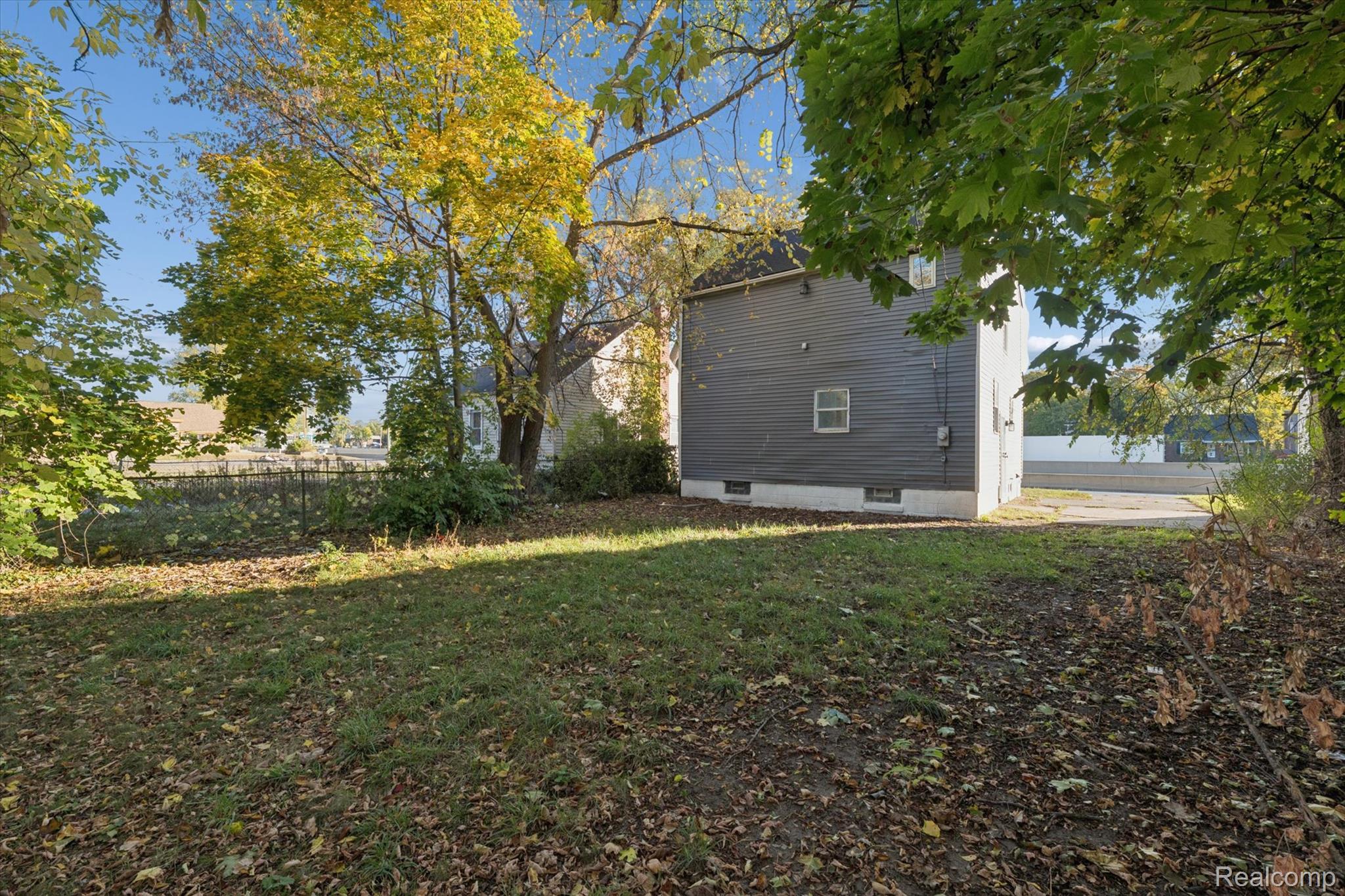 20107 Southfield Road Detroit City MI 48235