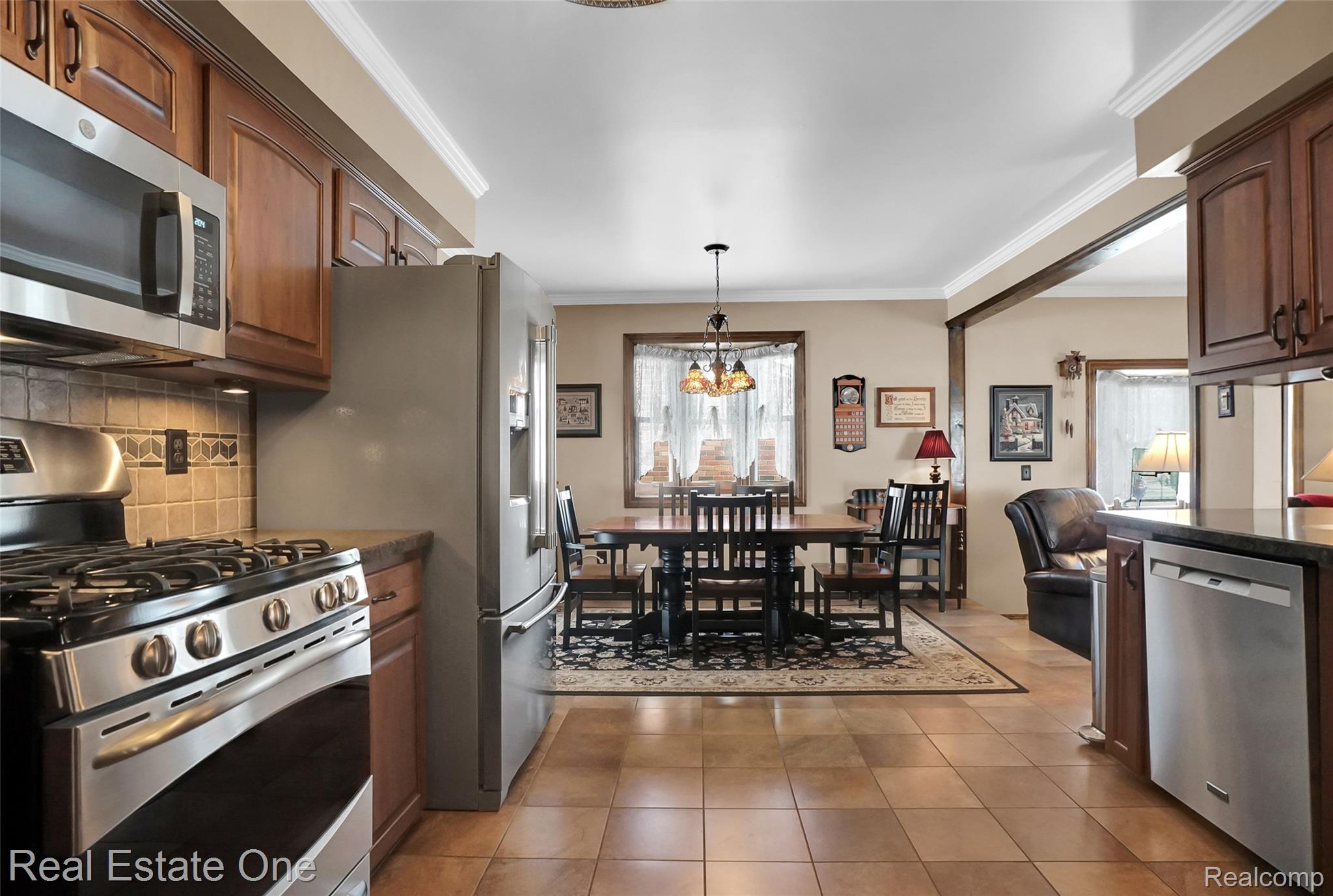 38133 Jamison Street Livonia City MI 48154