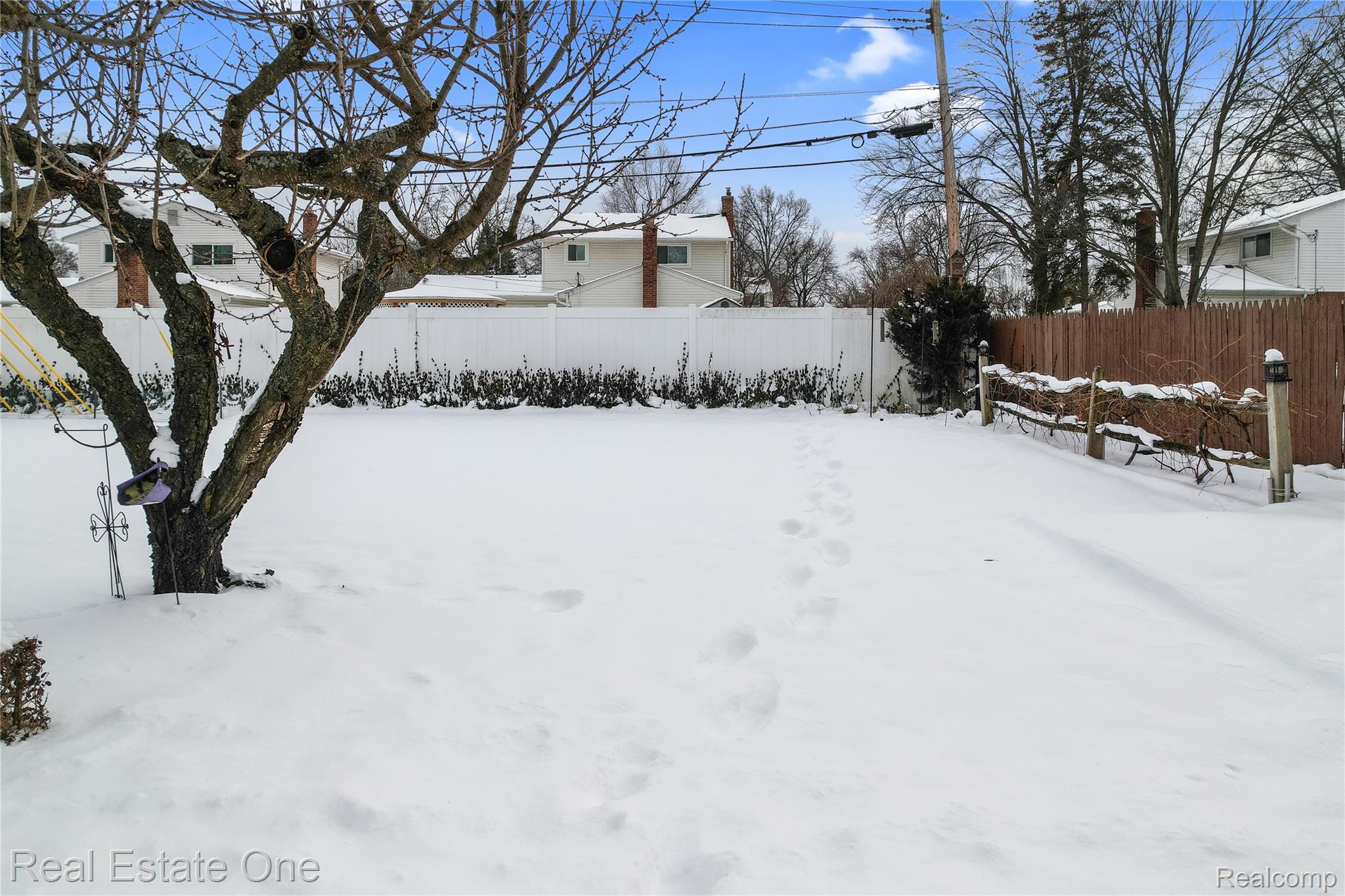 38133 Jamison Street Livonia City MI 48154