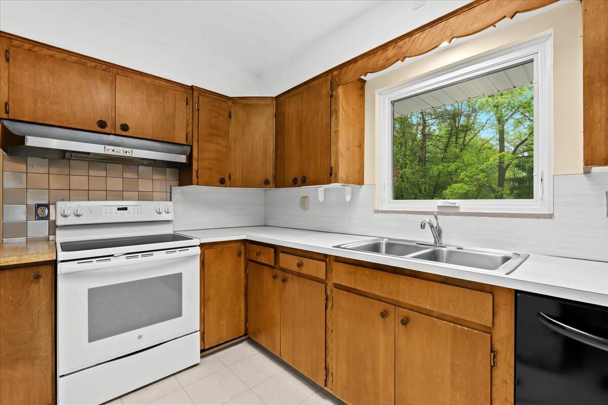46351 W Main Street Northville Township MI 48167